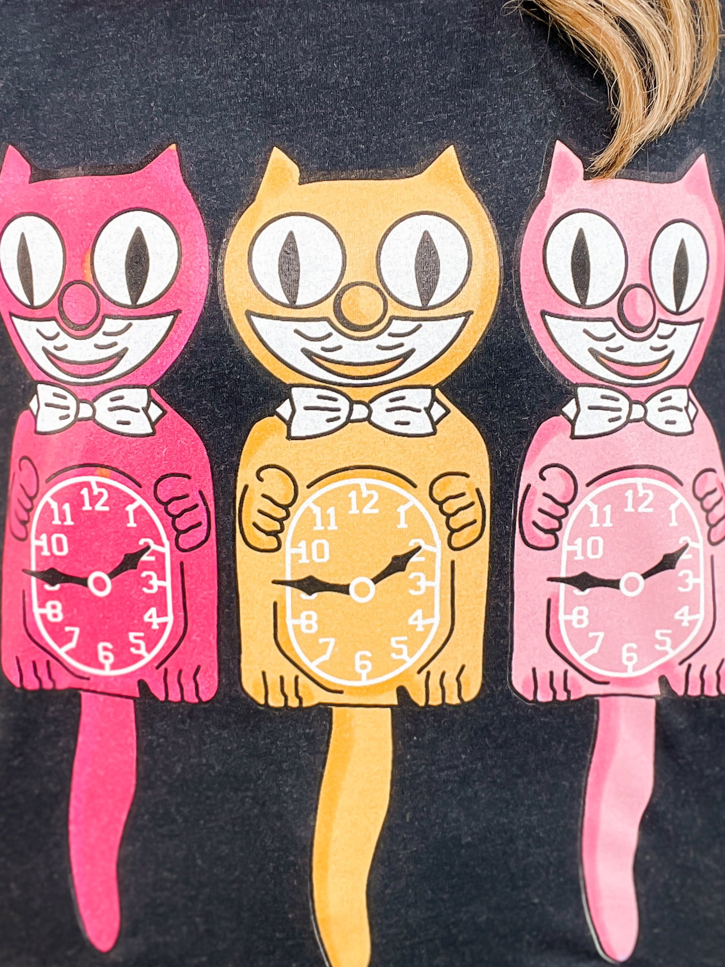 It's Meow o'Clock! Graphic Tee