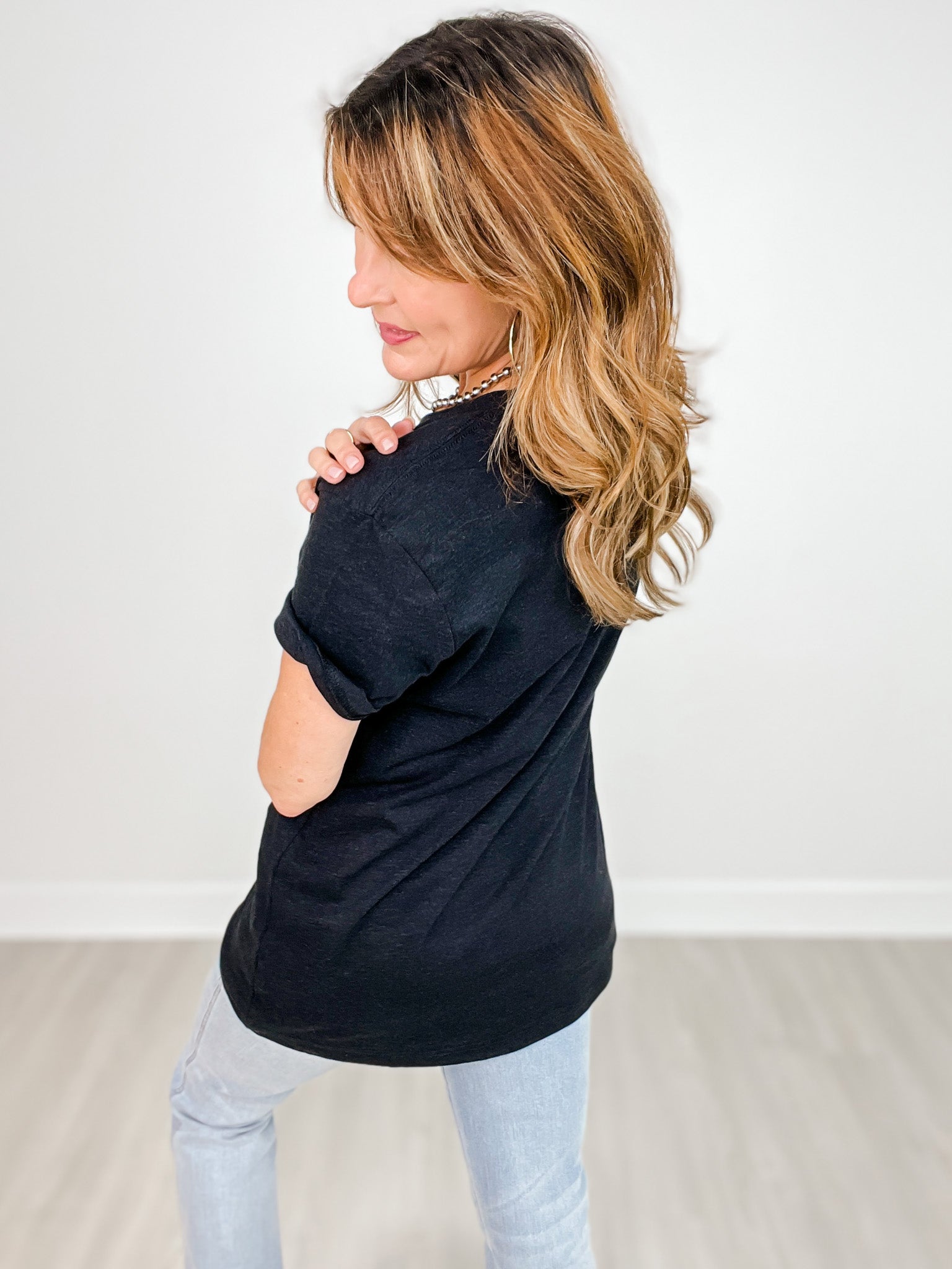 It's Meow o'Clock! Graphic Tee