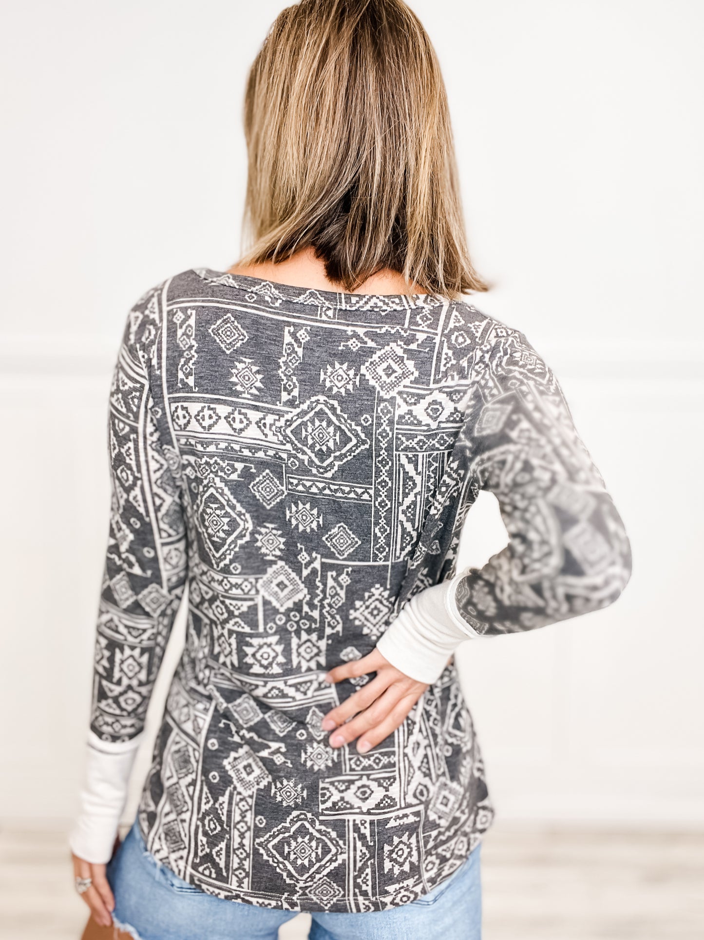 AZTEC PRINT FRENCH TERRY TOP WITH THUMB OPENING