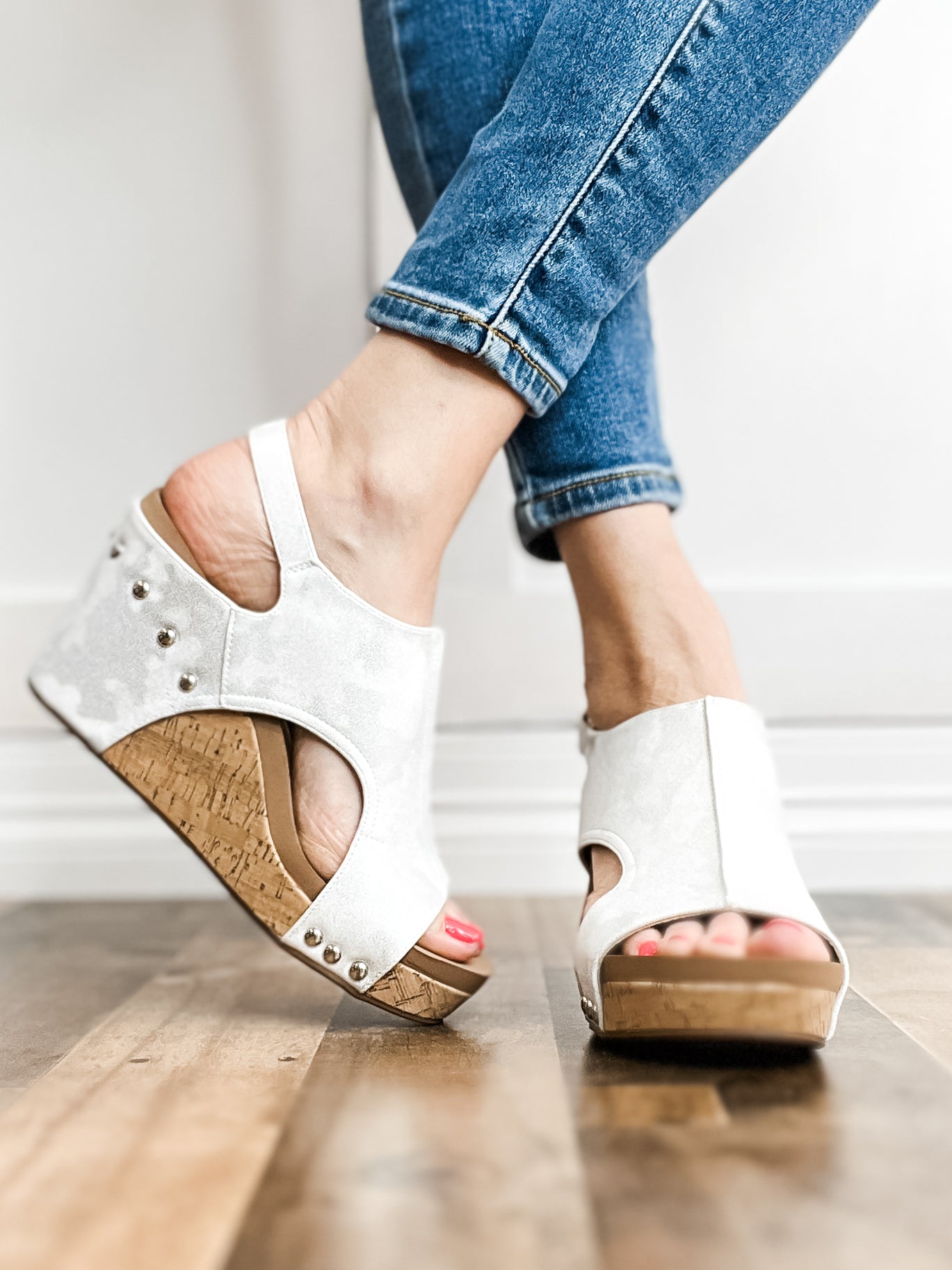 Corkys Tiffanee Wedge Sandals in White Metallic