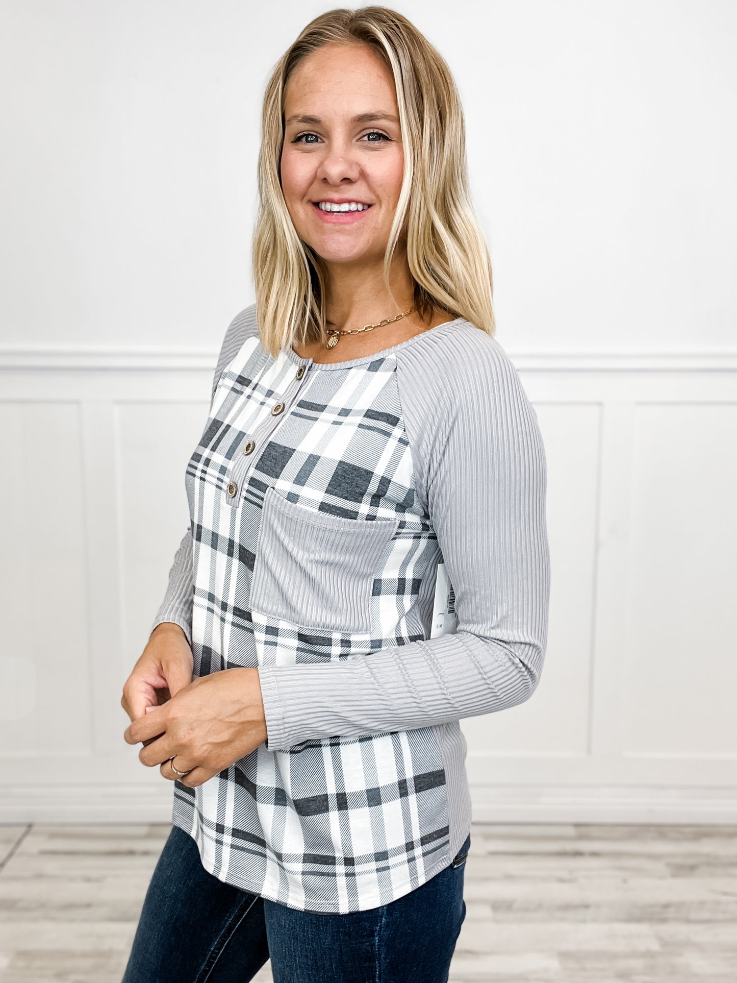 CHECKER JERSEY KNIT HENLEY TOP WITH FRONT POCKET