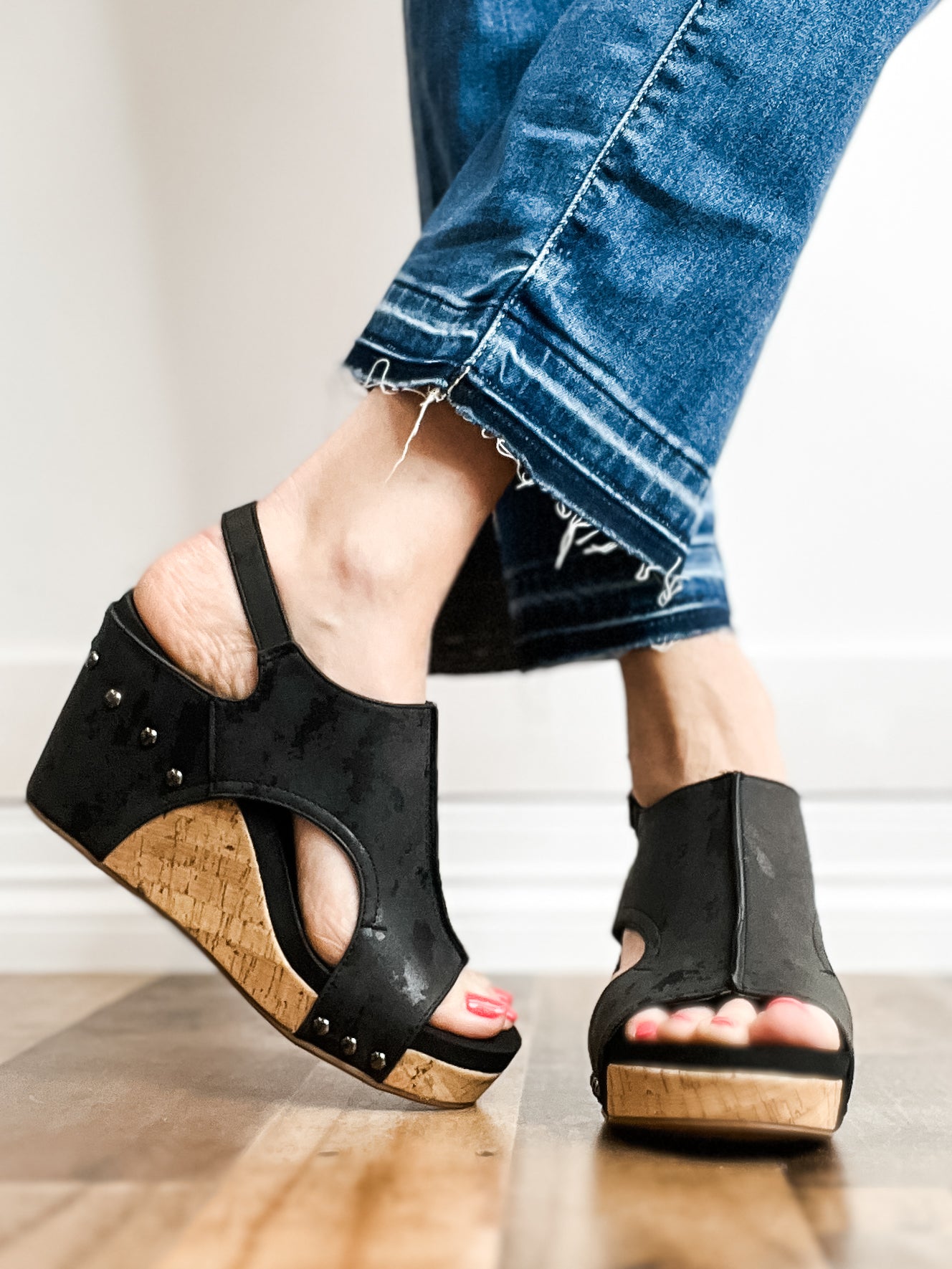 Corkys Tiffanee Wedge Sandals in Black Metallic