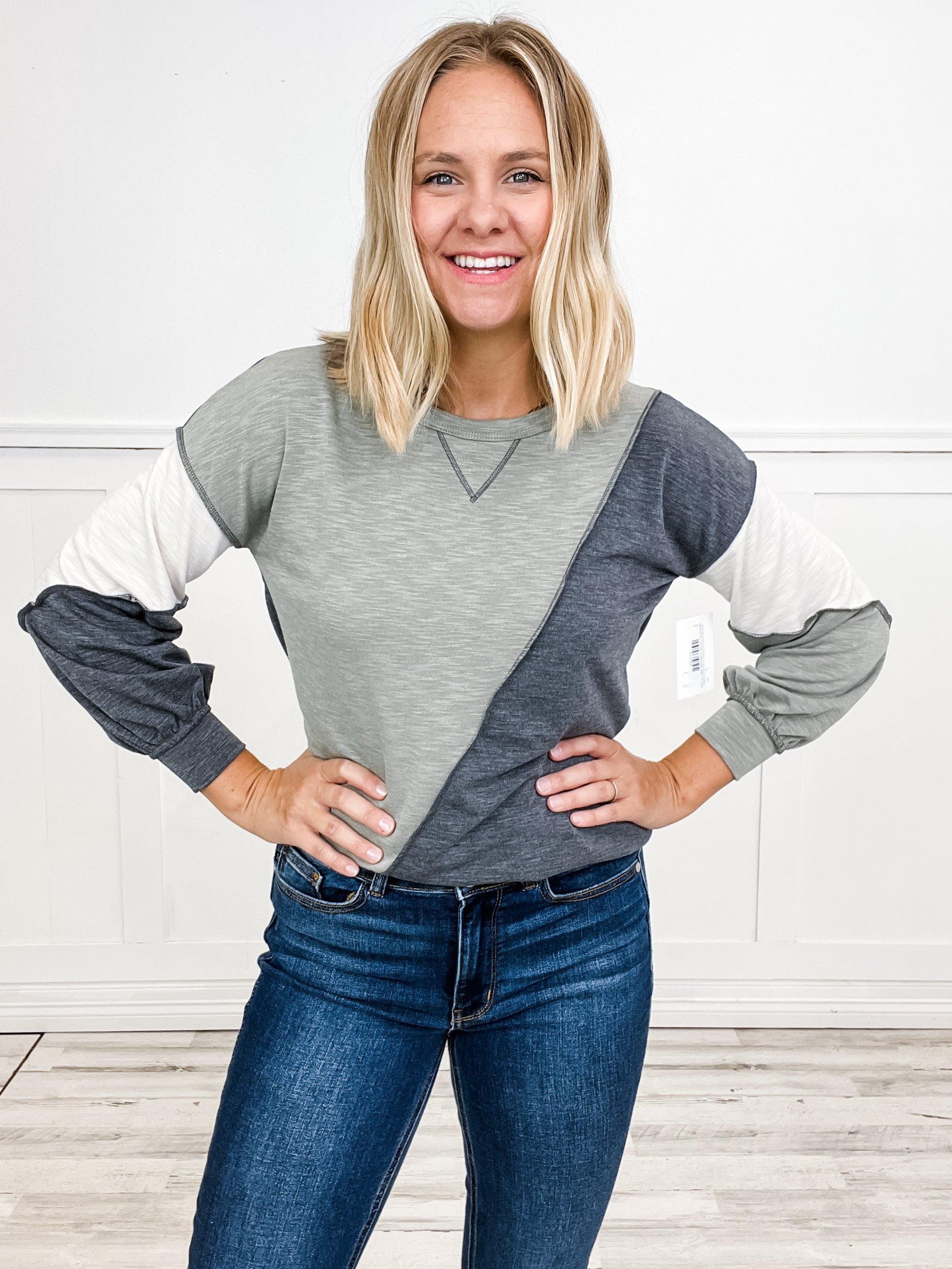 SLUB FRENCH TERRY COLOR BLOCK TOP WITH STITCHING DETAIL