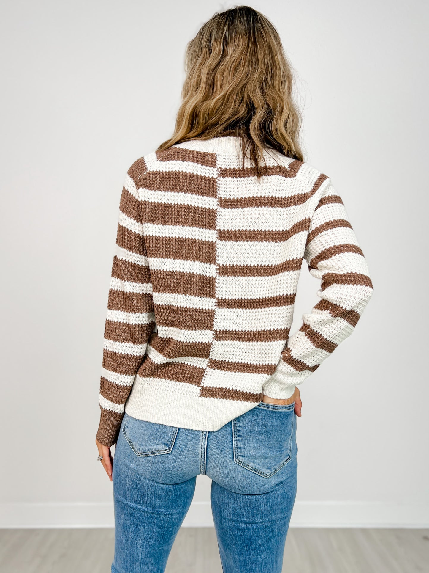 Crew Neck Waffle Texture Color Block Sweater