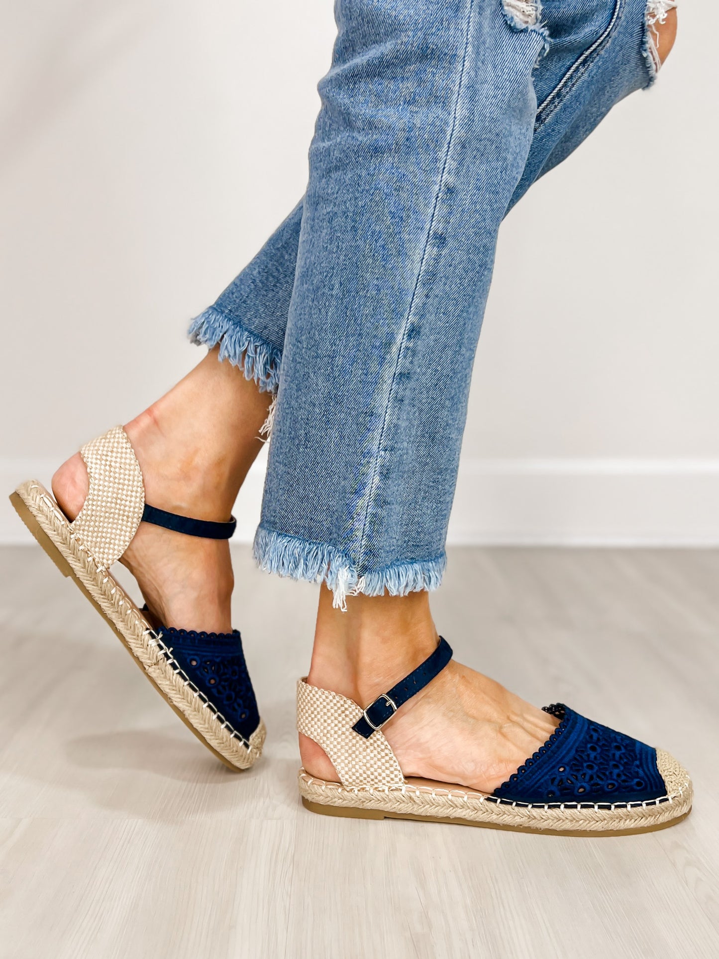 Sunset Lace Espadrille Flats in Navy