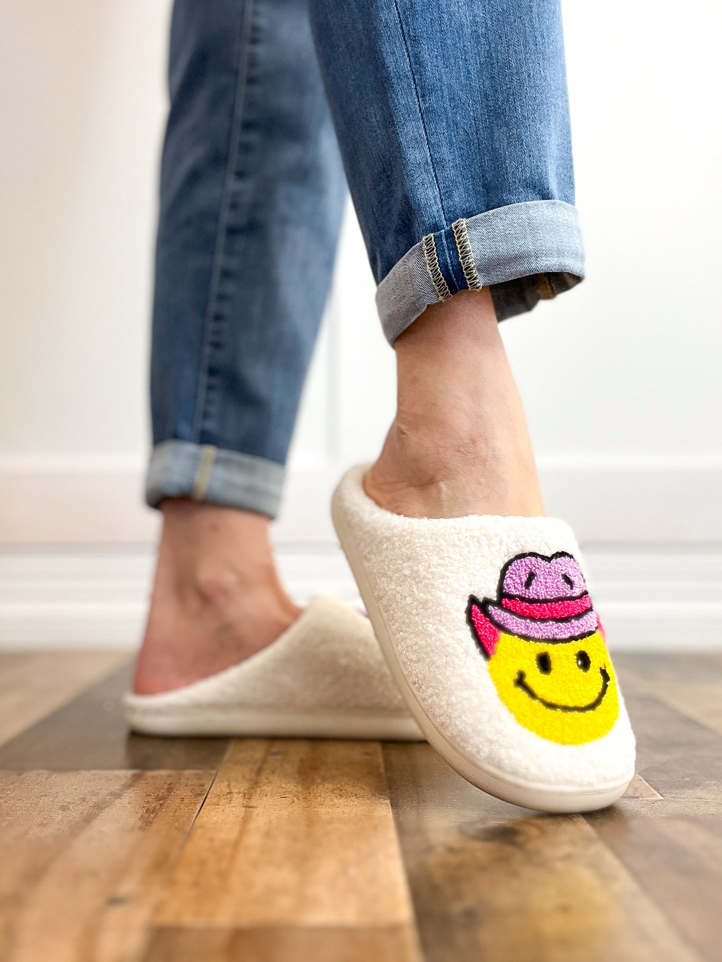 Yee-Haw Smiley Face Slippers hi