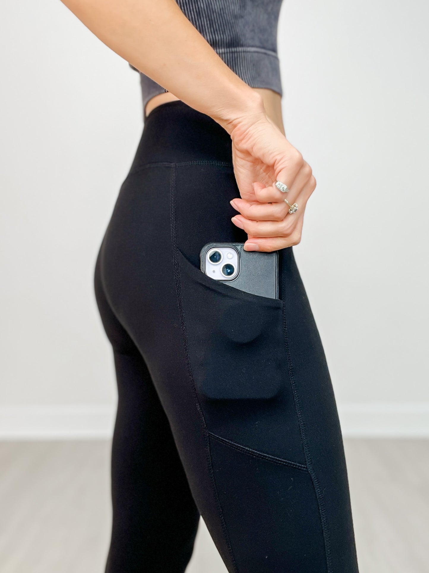 High-Waist Butter Soft Basic Leggings With Pockets