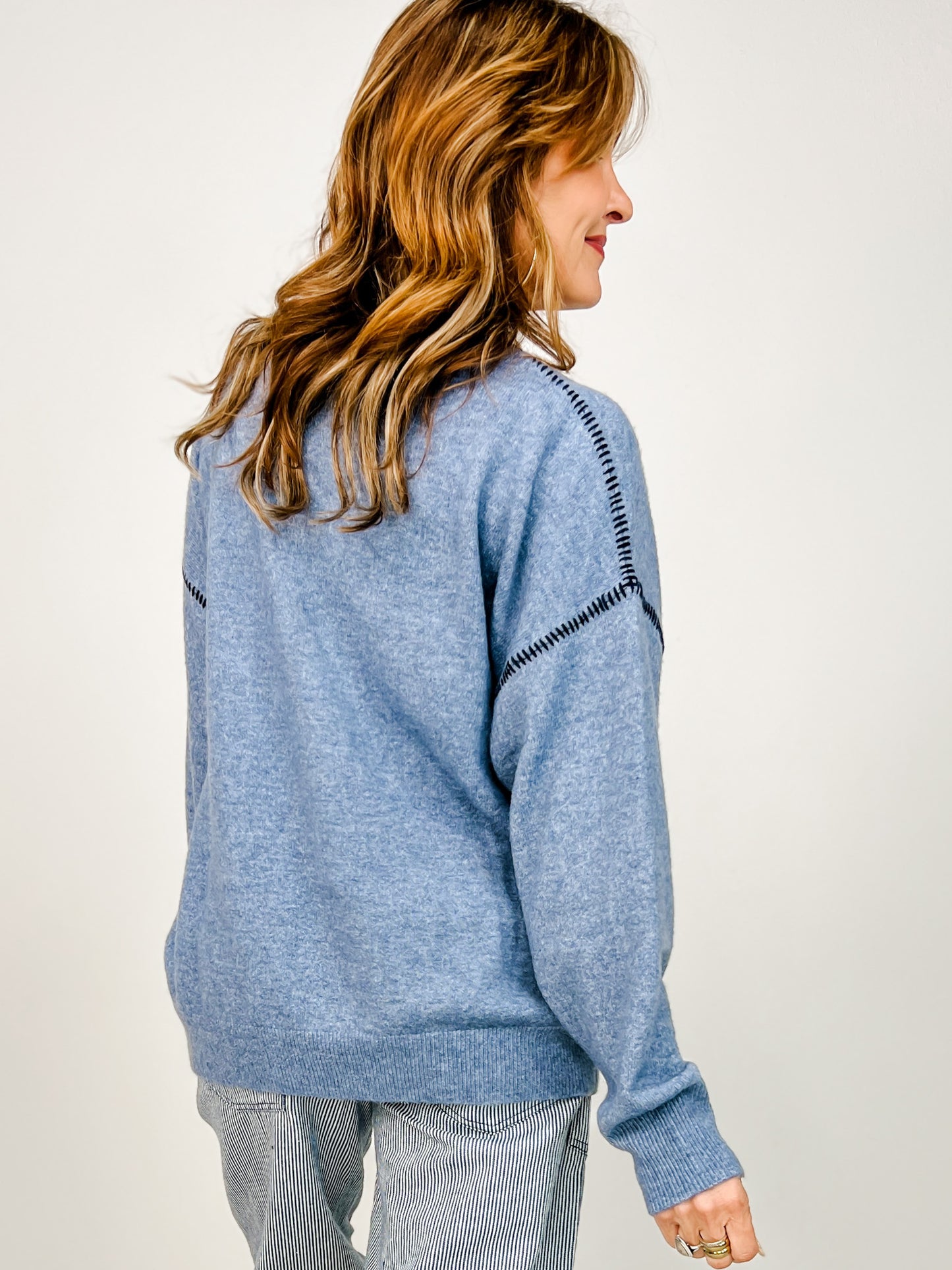 Long Sleeve Exposed Stitch Solid Knit V-Neck Sweater