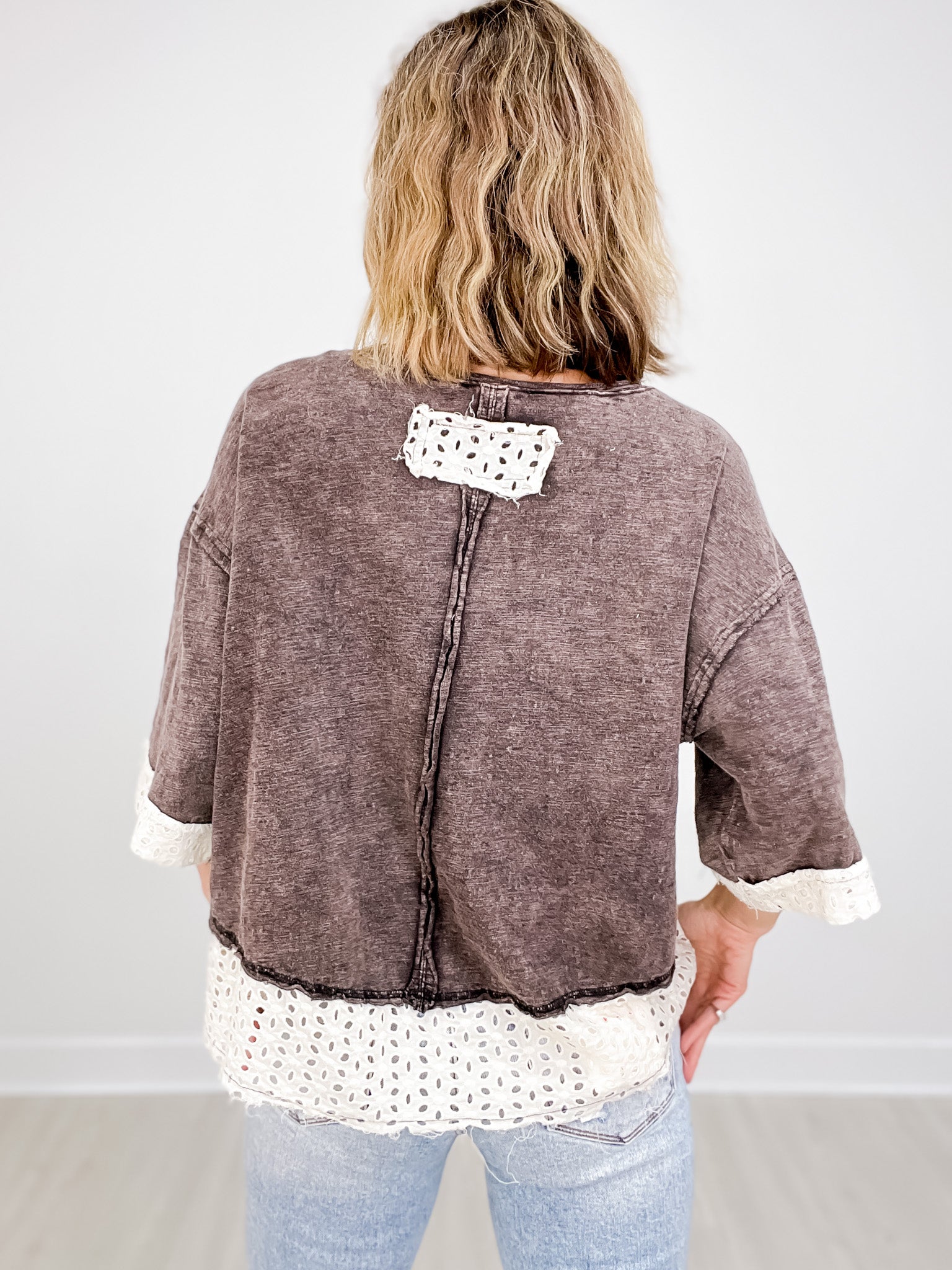 WASHED RIBBON PATCHWORK SHORT SLEEVE OVERSIZED
