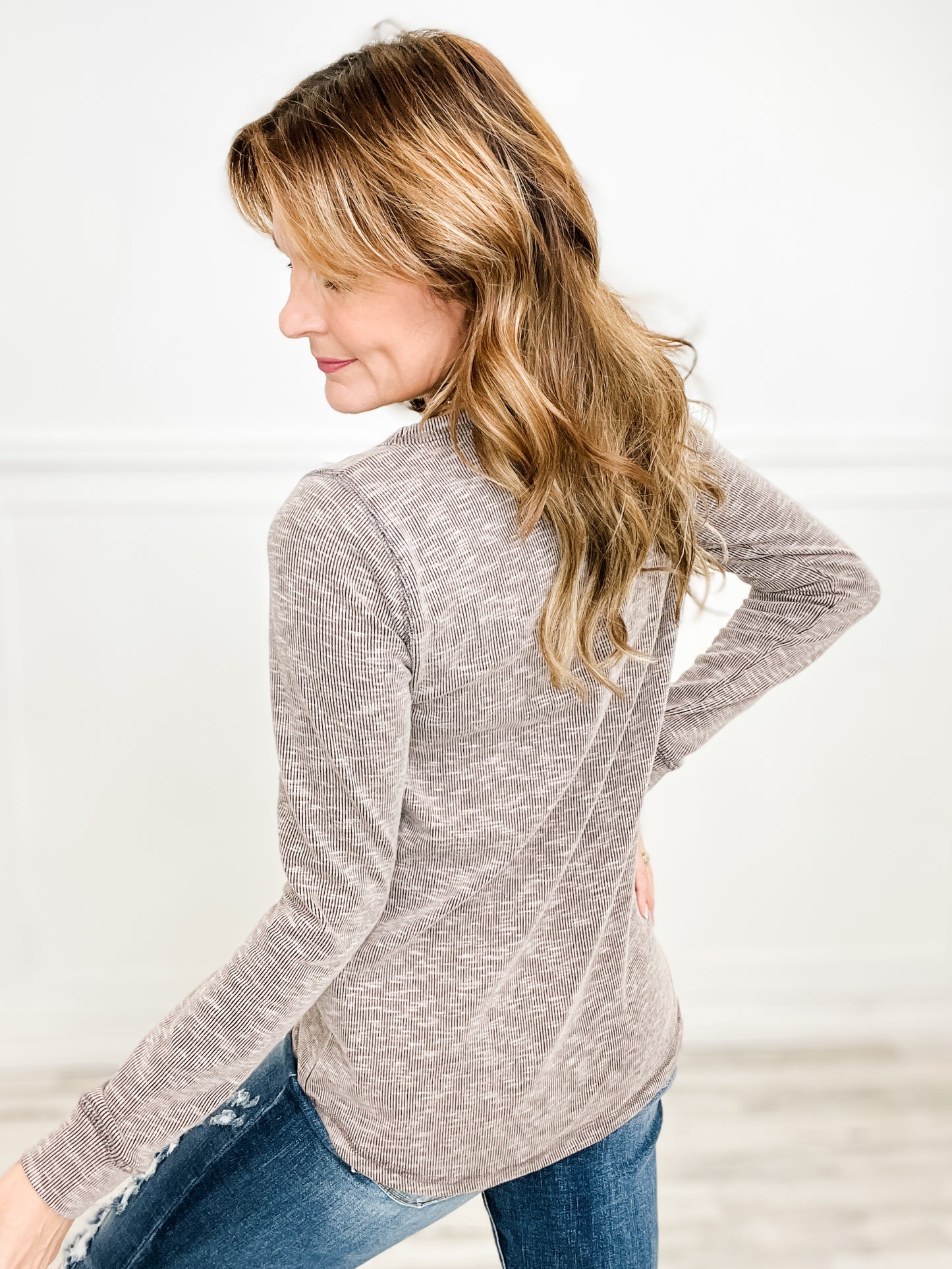 Long Sleeve Exposed Stitch Top with Front Pocket