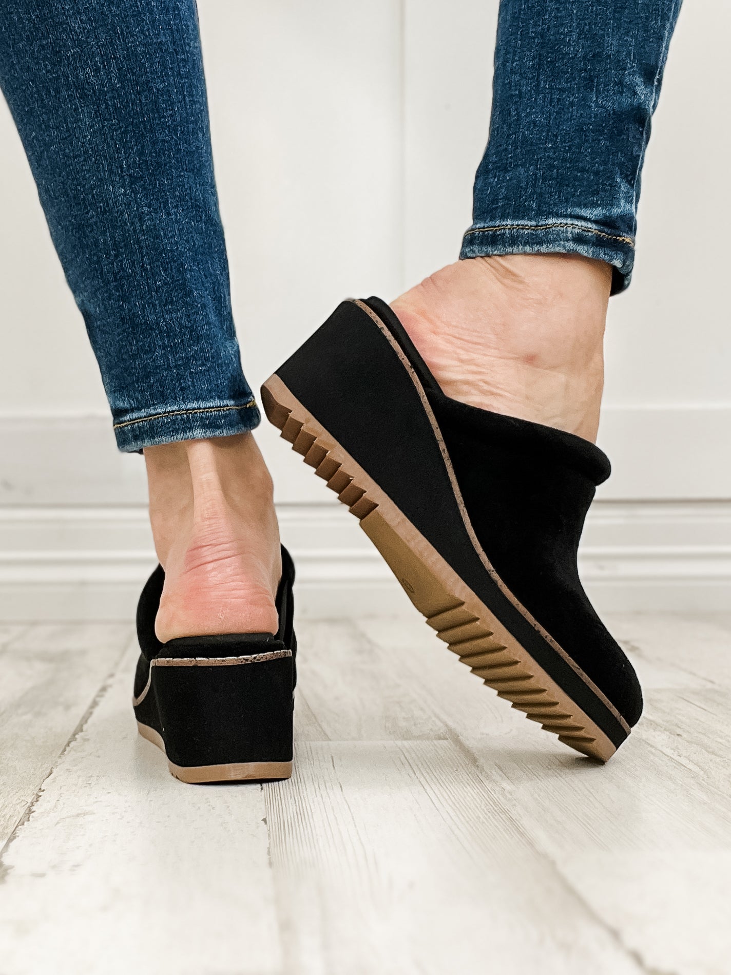 Corkys Skedaddle Clogs in Black Faux Suede