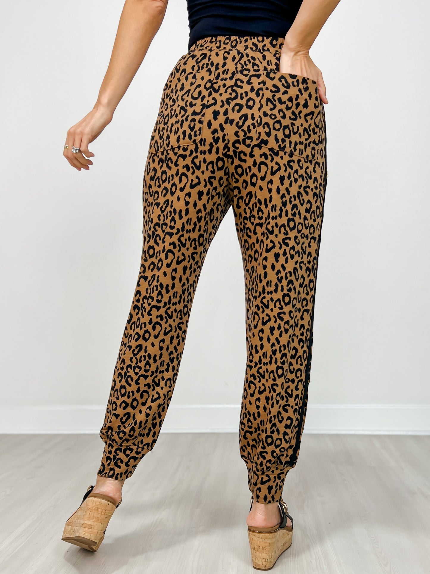 High Waisted Leopard Print Knit Joggers