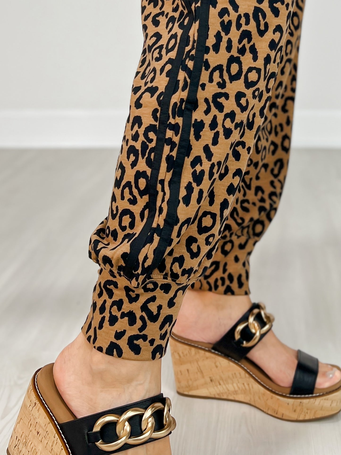 High Waisted Leopard Print Knit Joggers