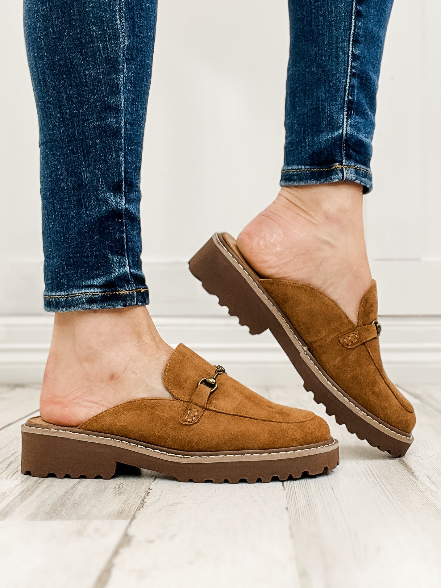 Corkys Wingin It Loafer Slides in Tobacco Faux Suede