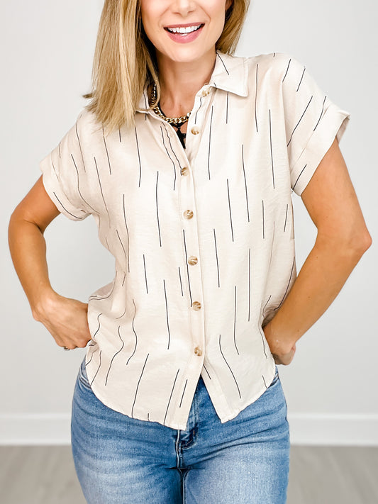 Line Print Short Sleeve Collared Button Down Top