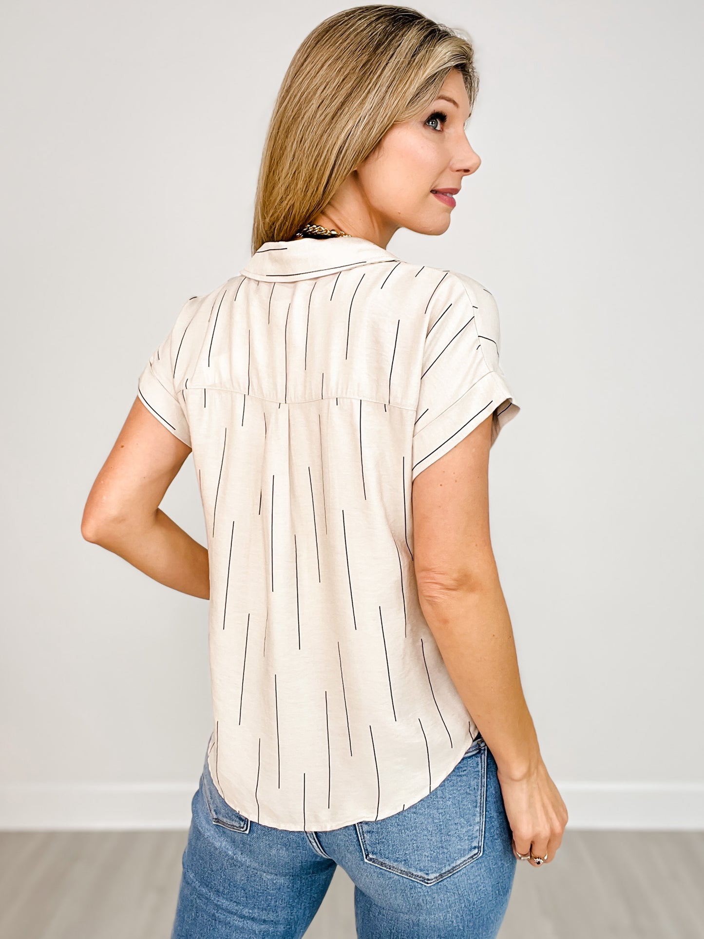 Line Print Short Sleeve Collared Button Down Top