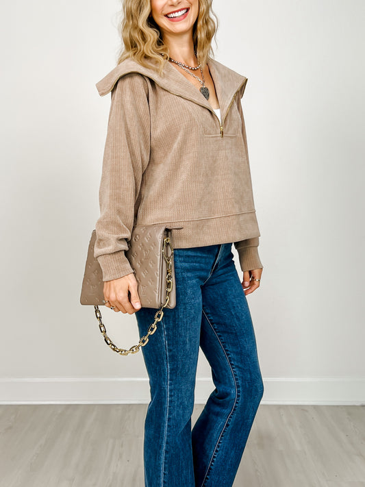 Large Collar with Gold Zipper Neckline Sweatshirt