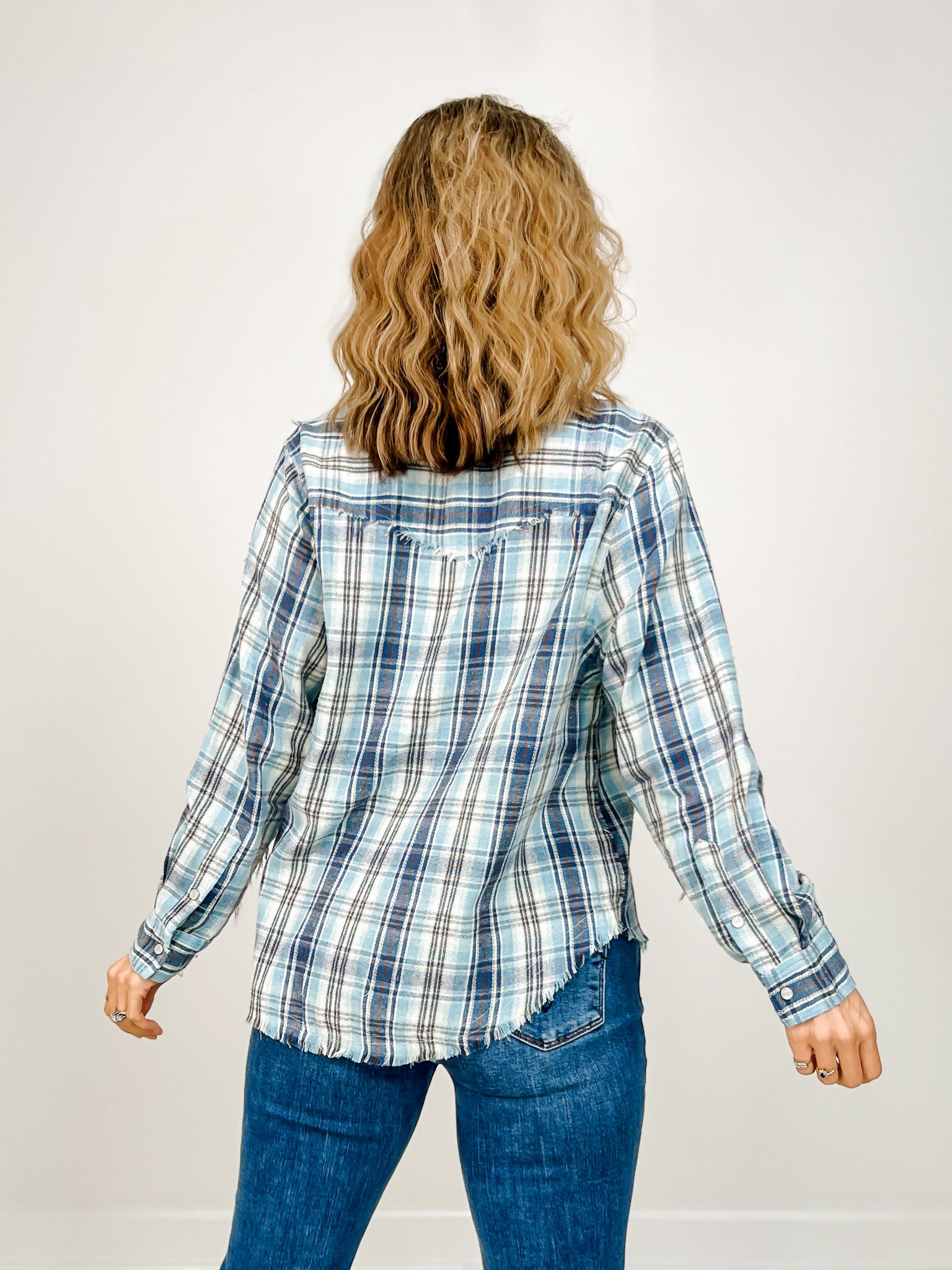 Long Sleeve Plaid Knit Button Down Top
