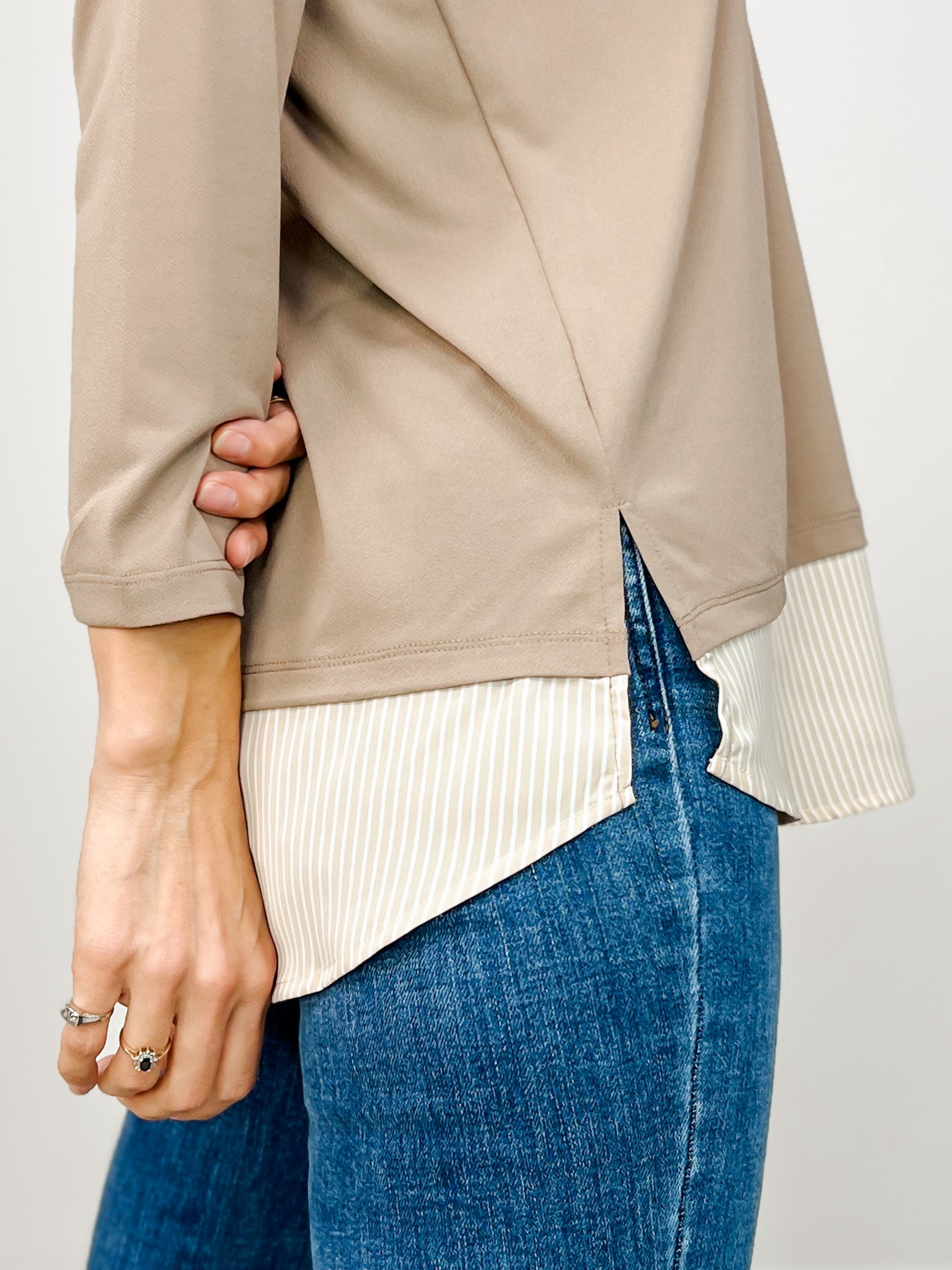 3/4 Sleeve Knit V-Neck Top with Striped Hem and Collar Detail
