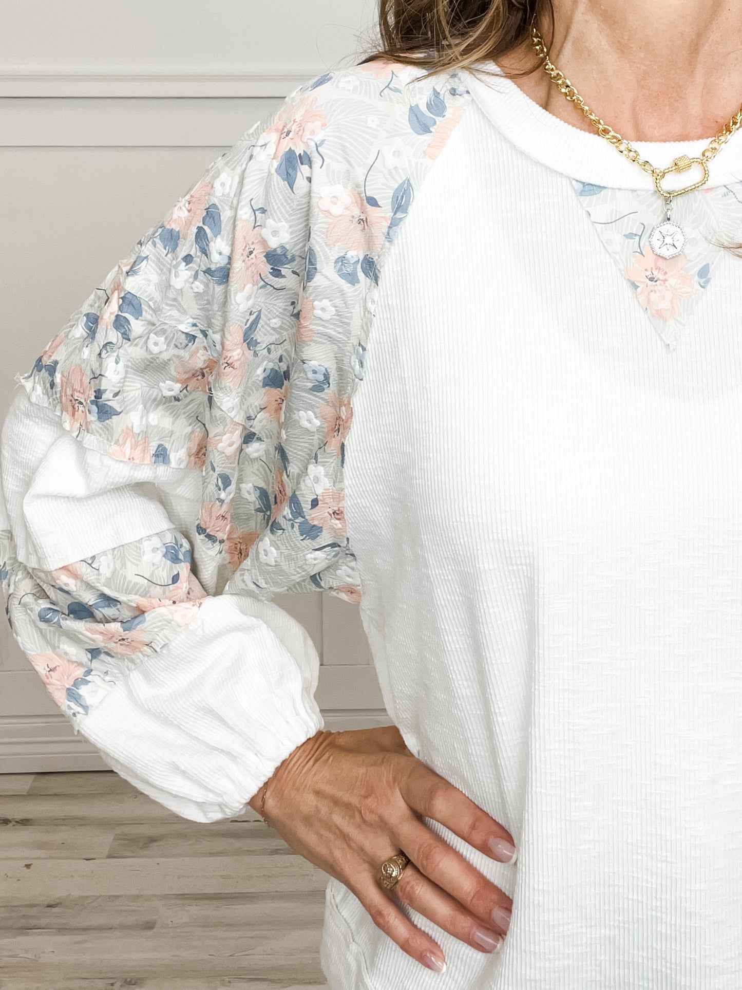 Floral Print Balloon Sleeve Round Neck Top