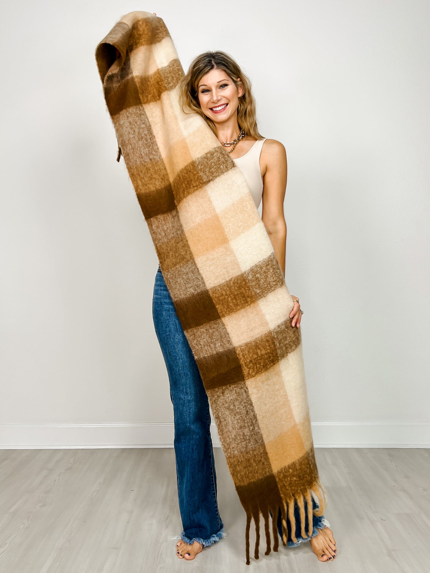 Checkered Pattern Oblong Scarf with Fringe