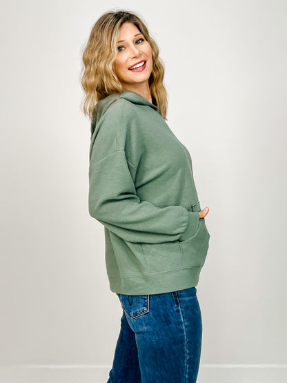 Cloudy Knit Hoodie with Pocket In Front