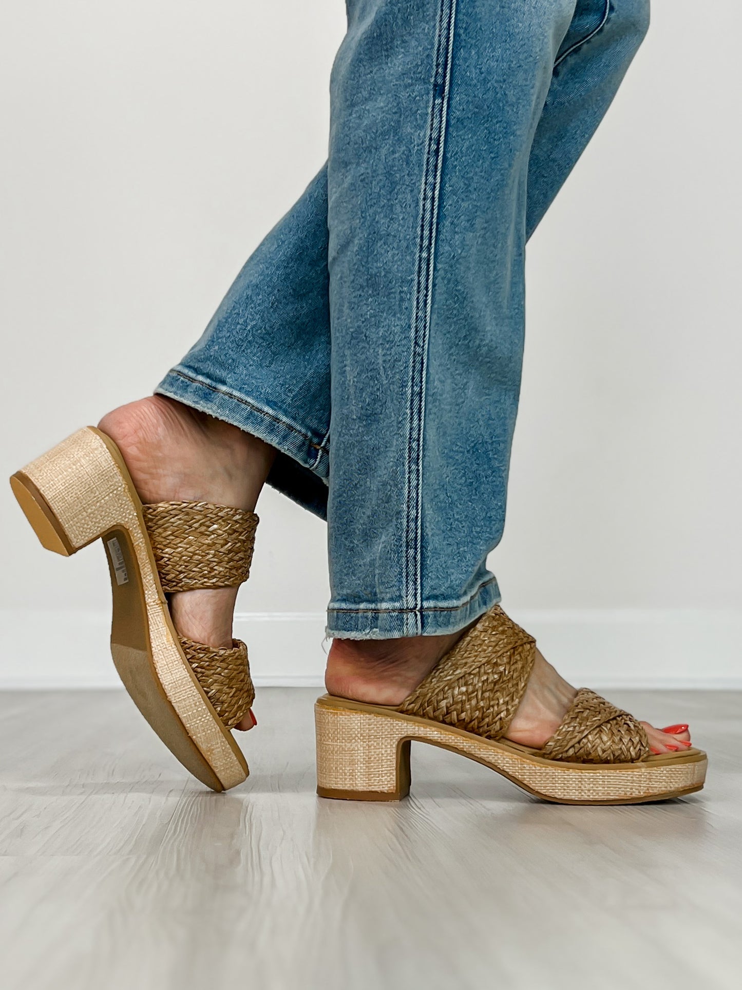 Pierre Dumas Valerie-2 Block Heels in New Tan