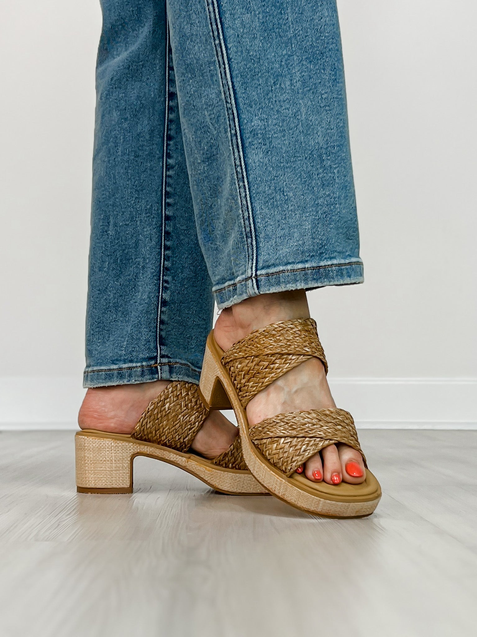 Pierre Dumas Valerie-2 Block Heels in New Tan