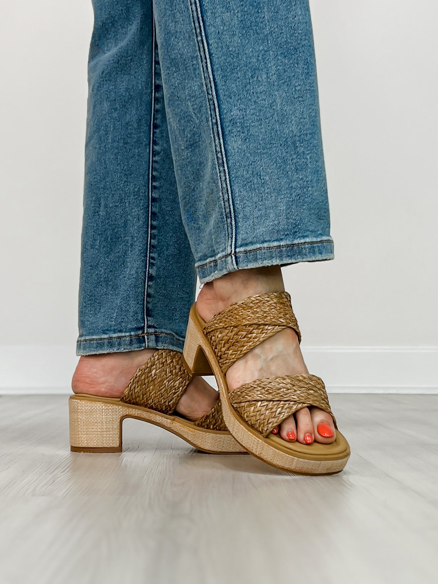 Pierre Dumas Valerie-2 Block Heels in New Tan