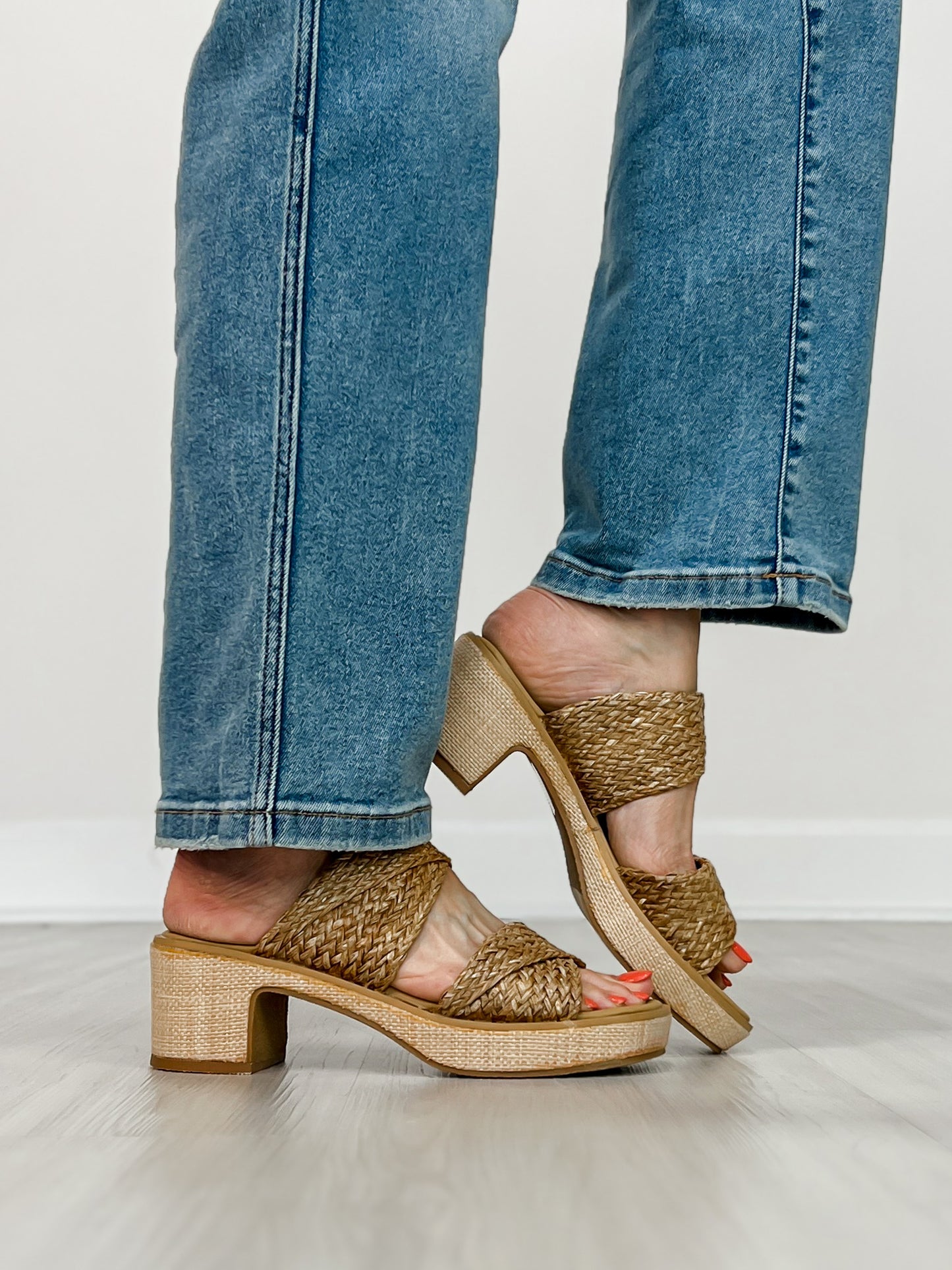 Pierre Dumas Valerie-2 Block Heels in New Tan