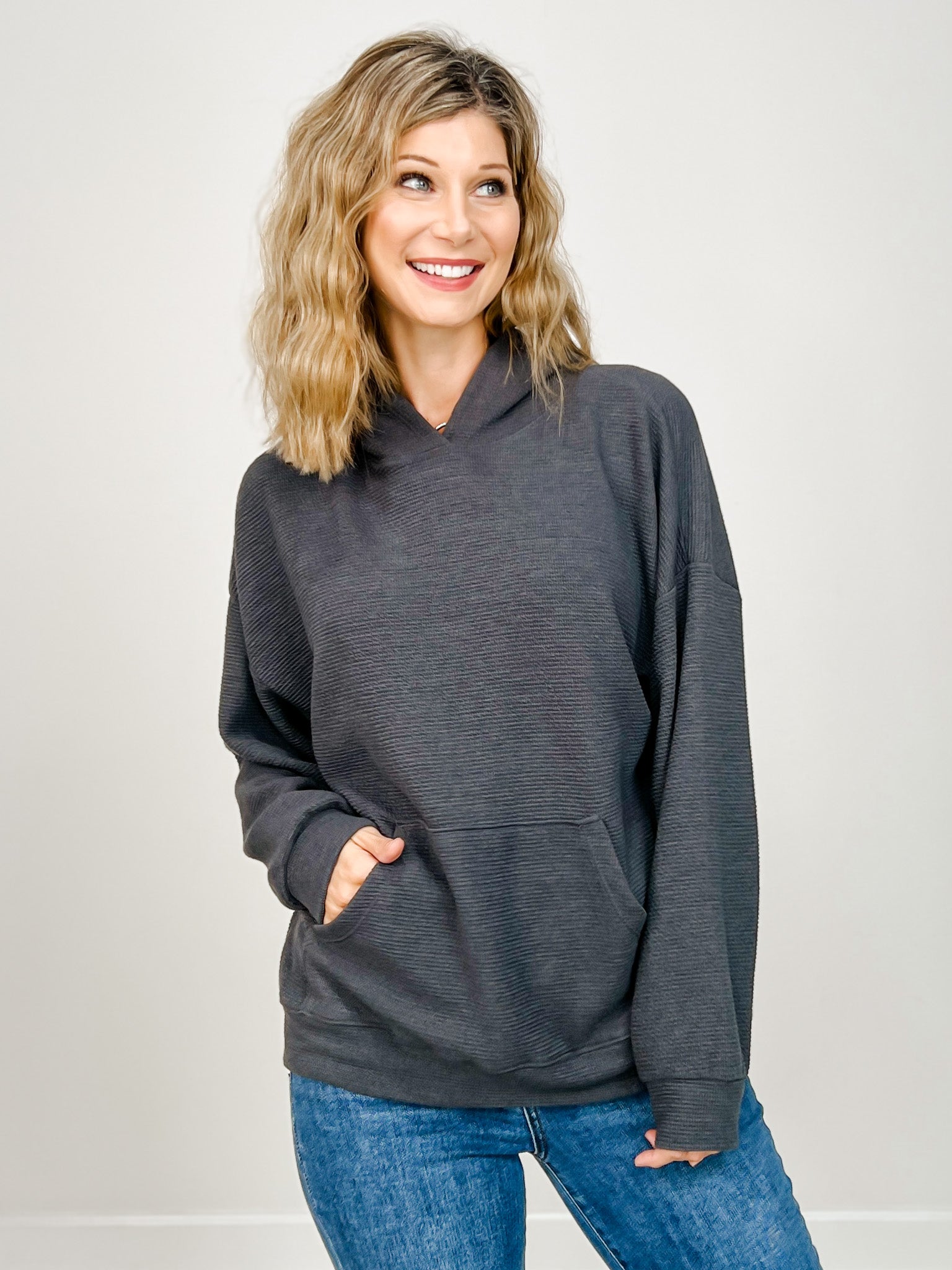 Cloudy Knit Hoodie with Pocket In Front