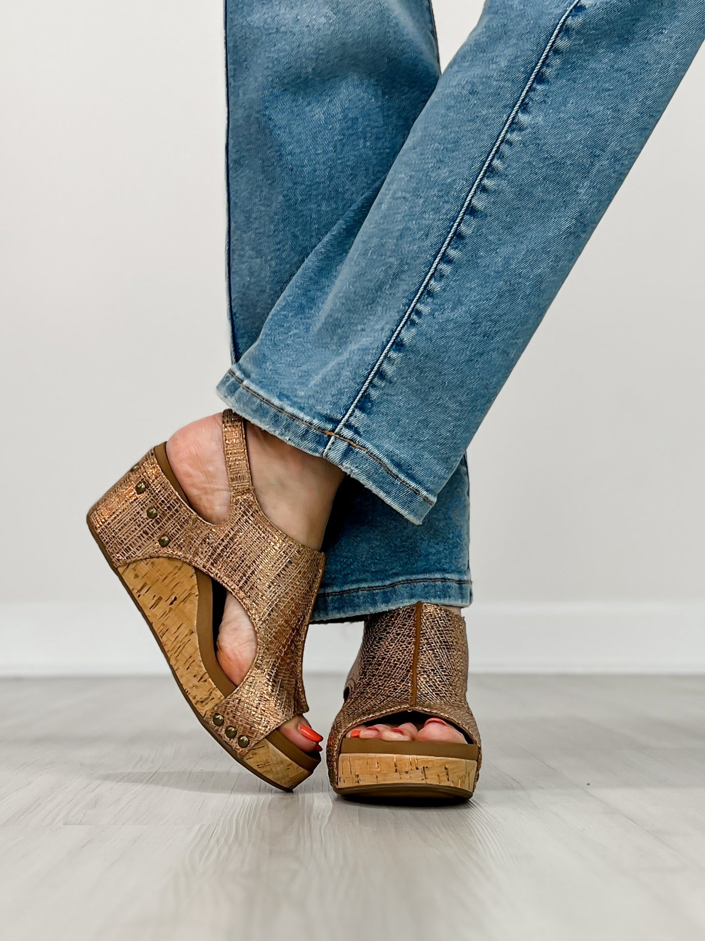 Corkys Carley Wedges in Bronze Raffia