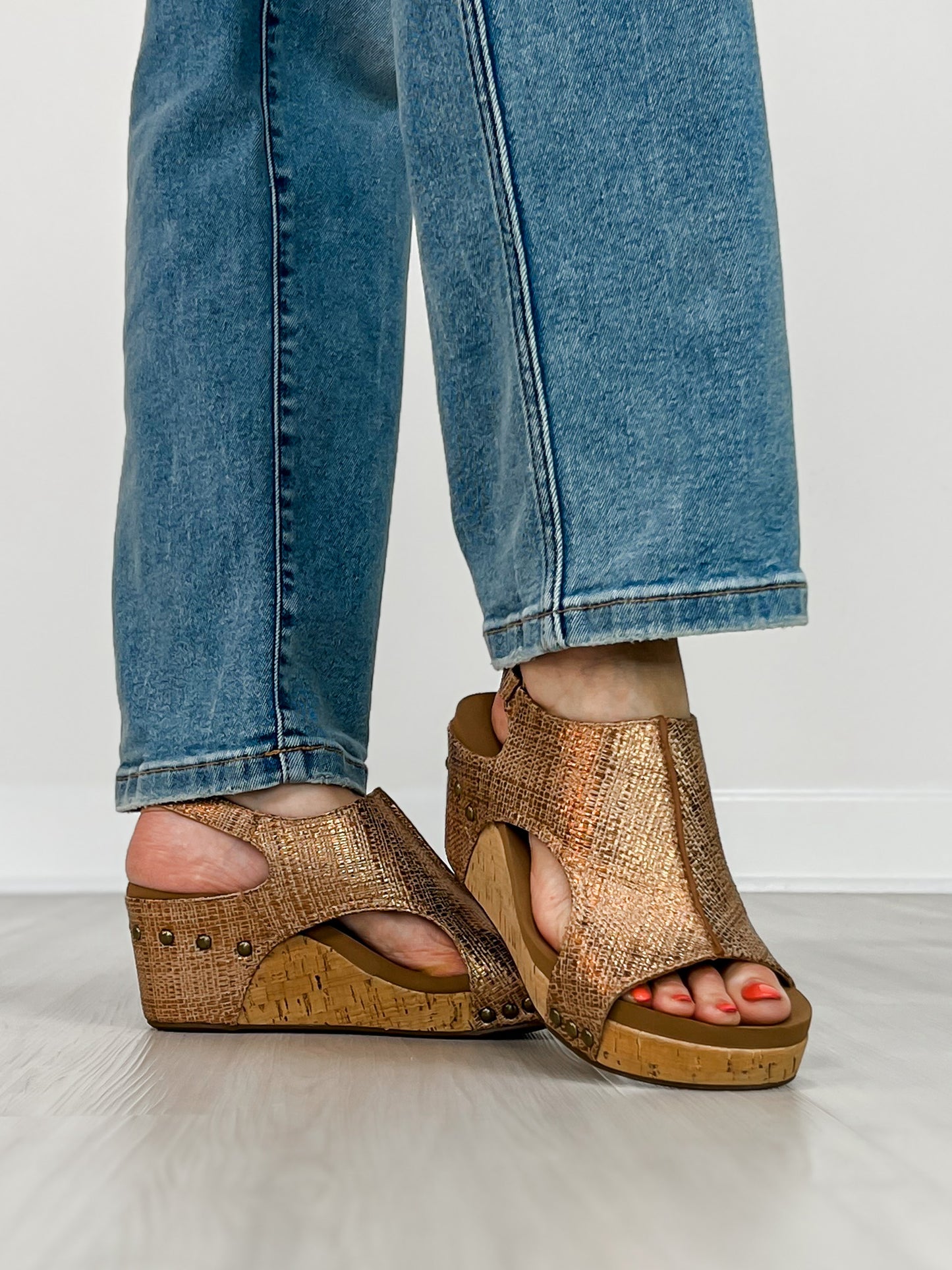 Corkys Carley Wedges in Bronze Raffia