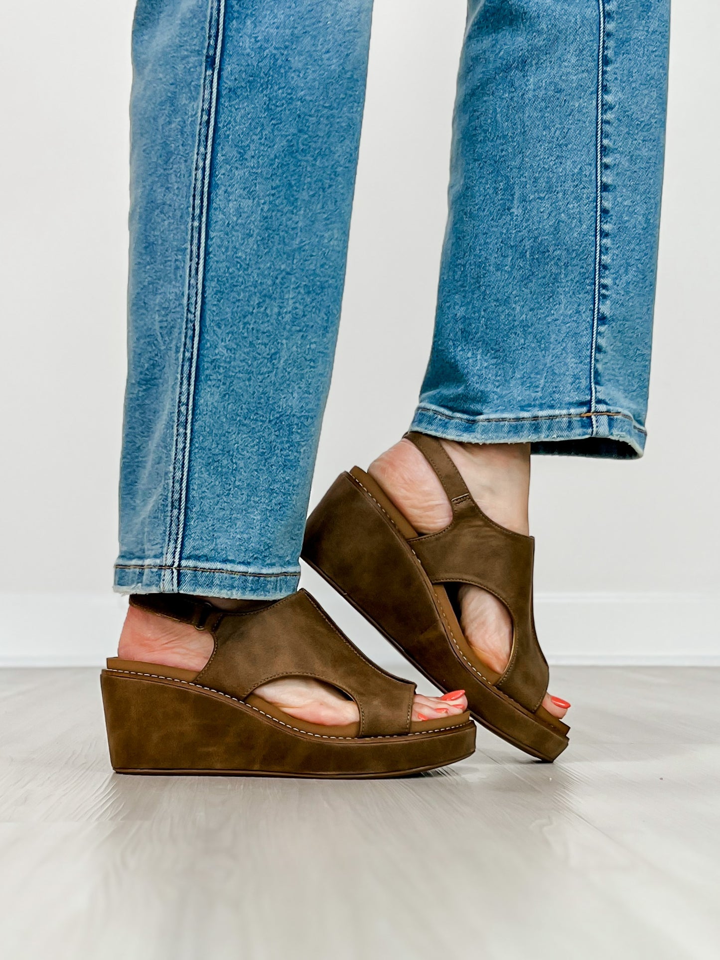 Corkys Carley Wedges in TAUPE 2