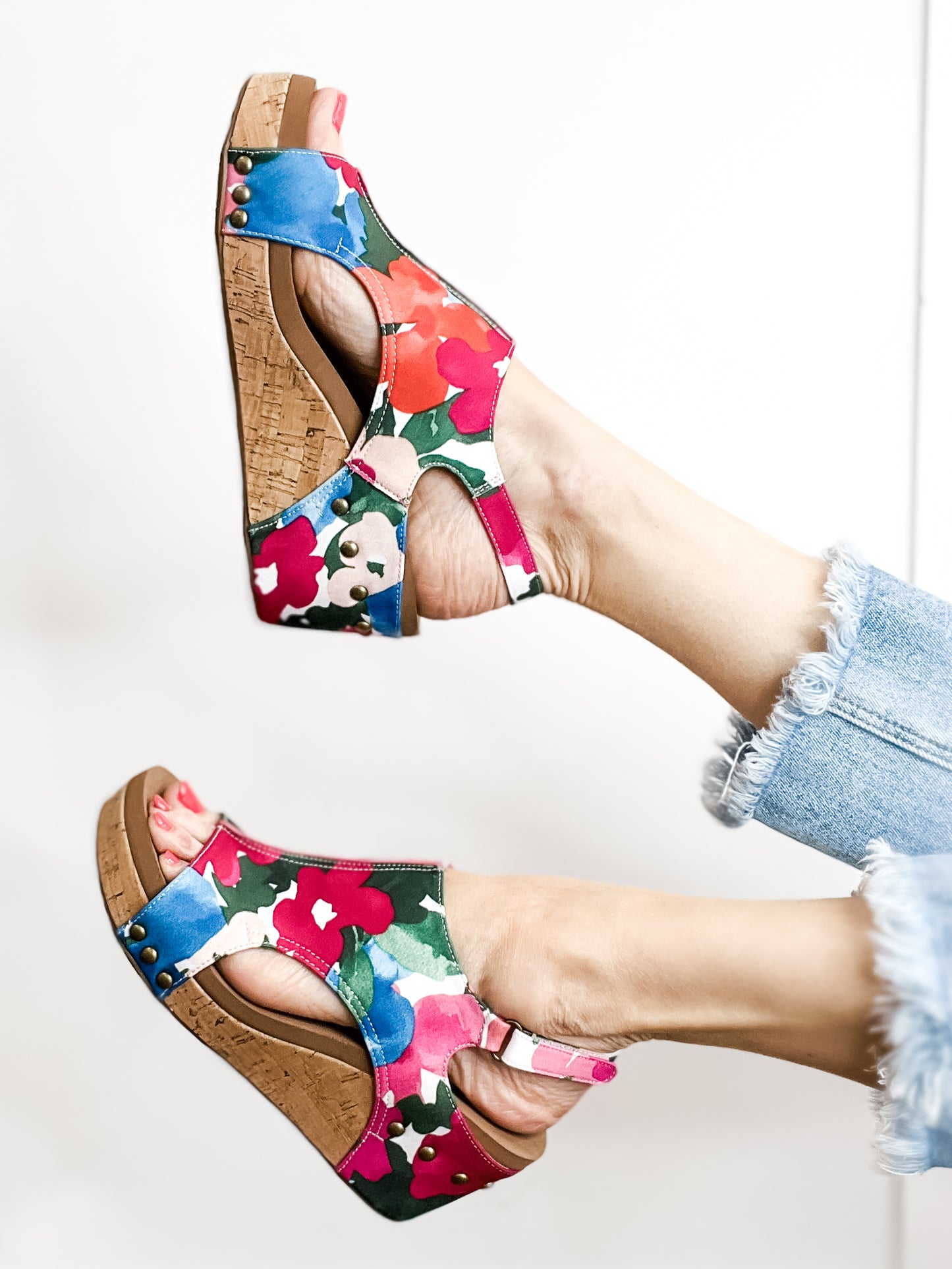 Corkys: Carley Wedge - Flower – B Social Boutique