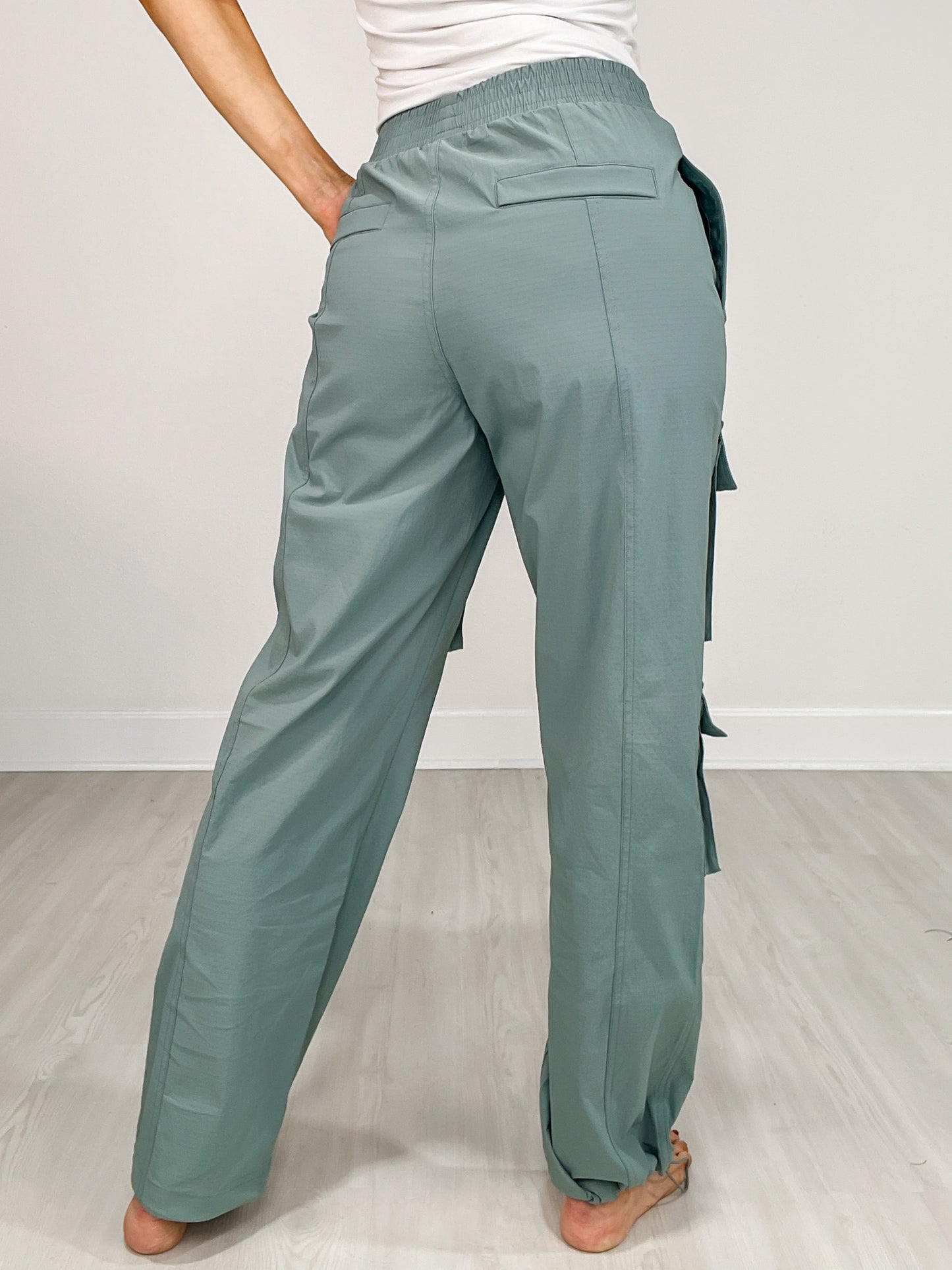 Bungee Hem Cargo Pants