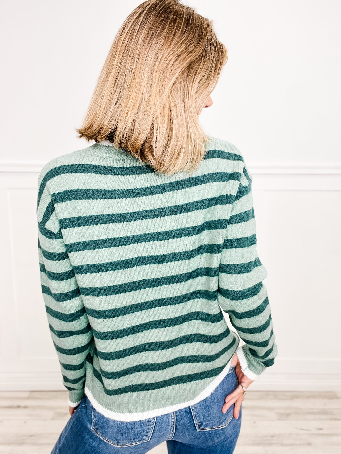 Striped Color Contrast Layer Crew Neck Sweater