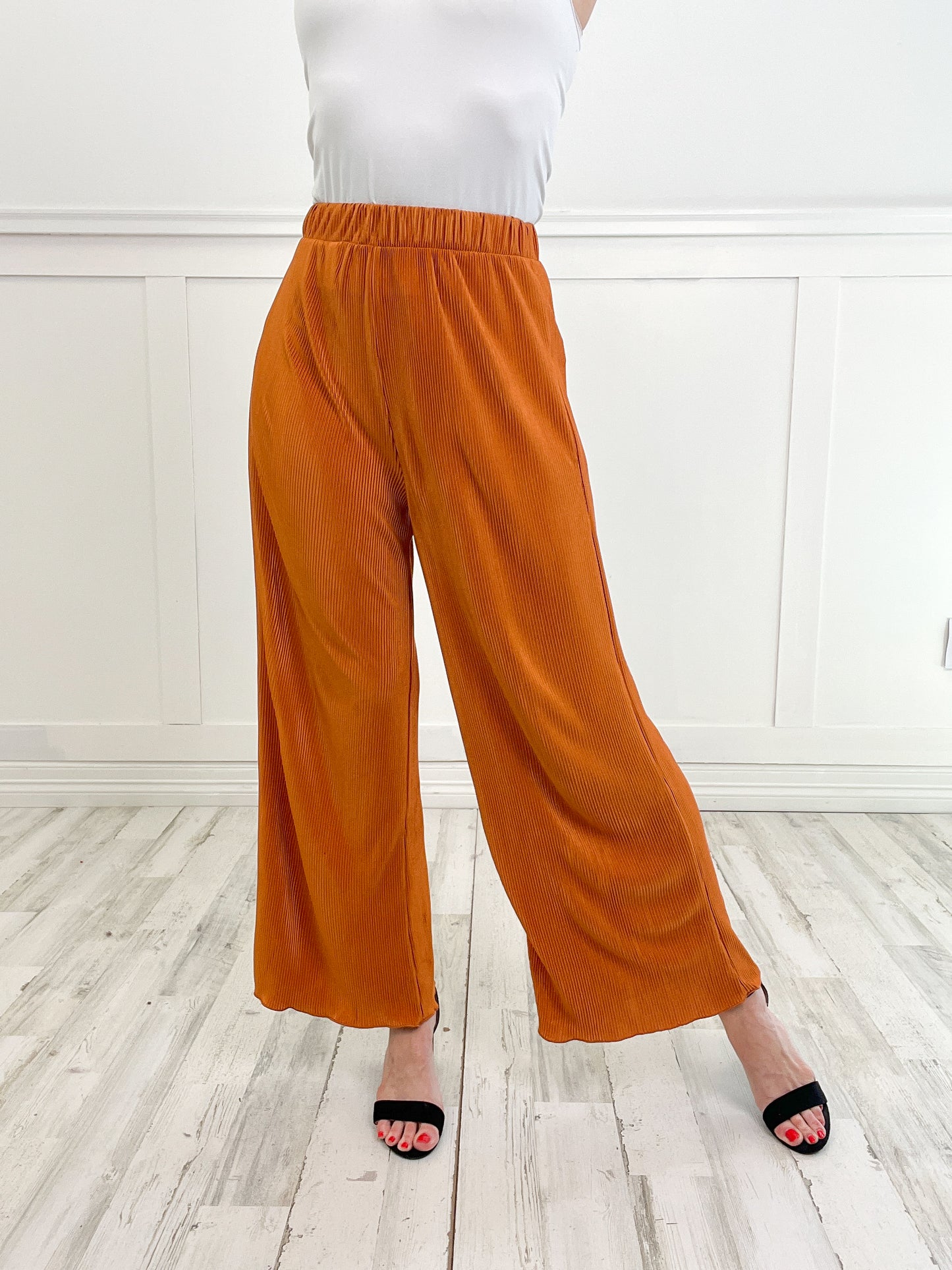 Flowy Ribbed Elastic Waist Pants