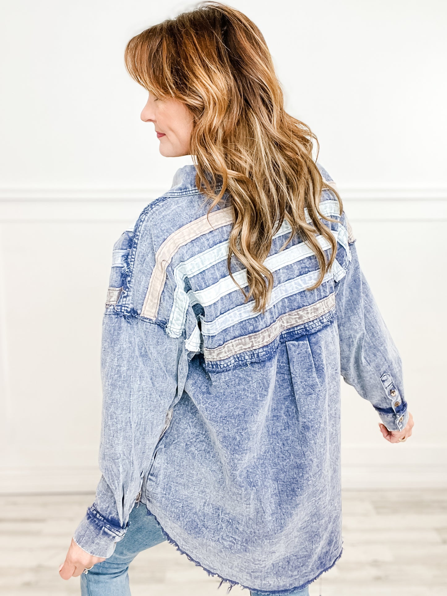 DENIM STRIPE BUTTON DOWN SHIRT