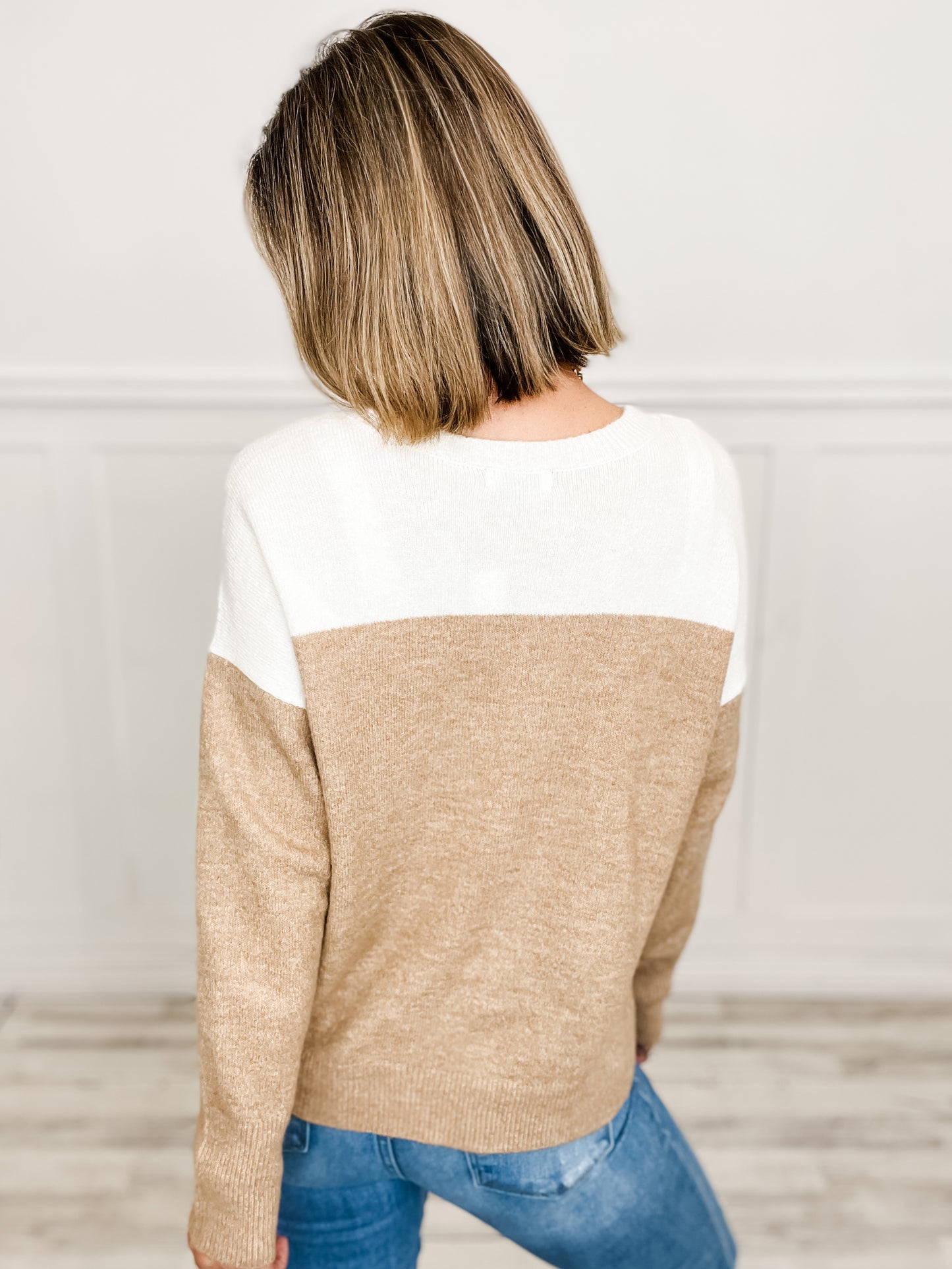 CONTRAST LONG SLEEVE KNIT PULLOVER SWEATER