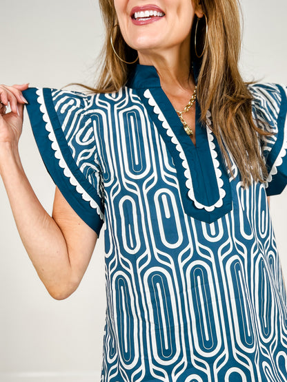 Scallop Accent Trim Flutter Sleeve V-Neck Top
