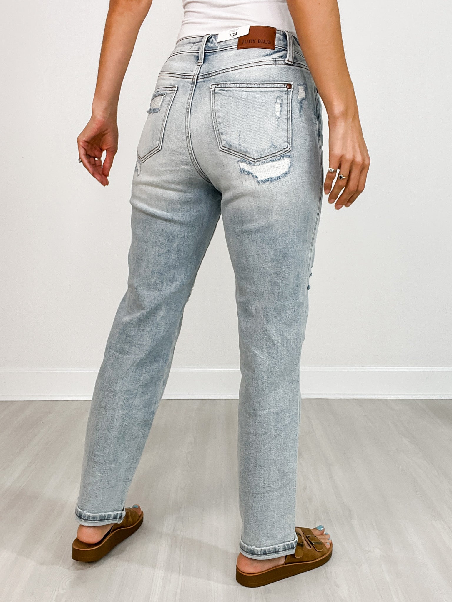Judy Blue DRIFTER Mid-Rise Stitch Detail Single Cuff Boyfriend Jeans