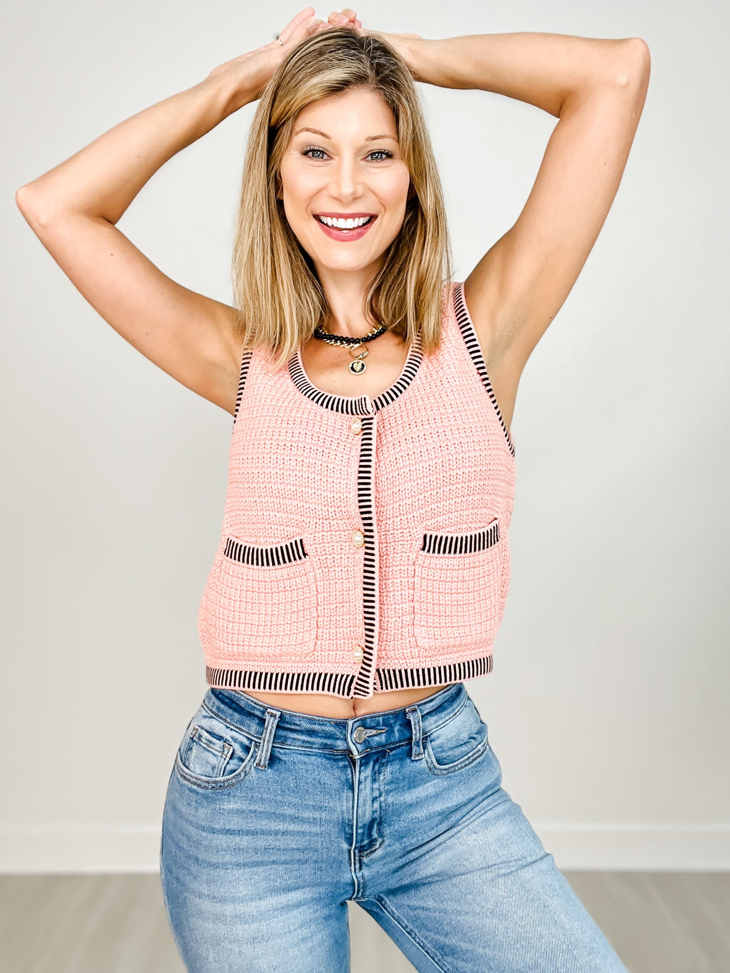 Button Down Textured Sweater Vest Top With Pockets