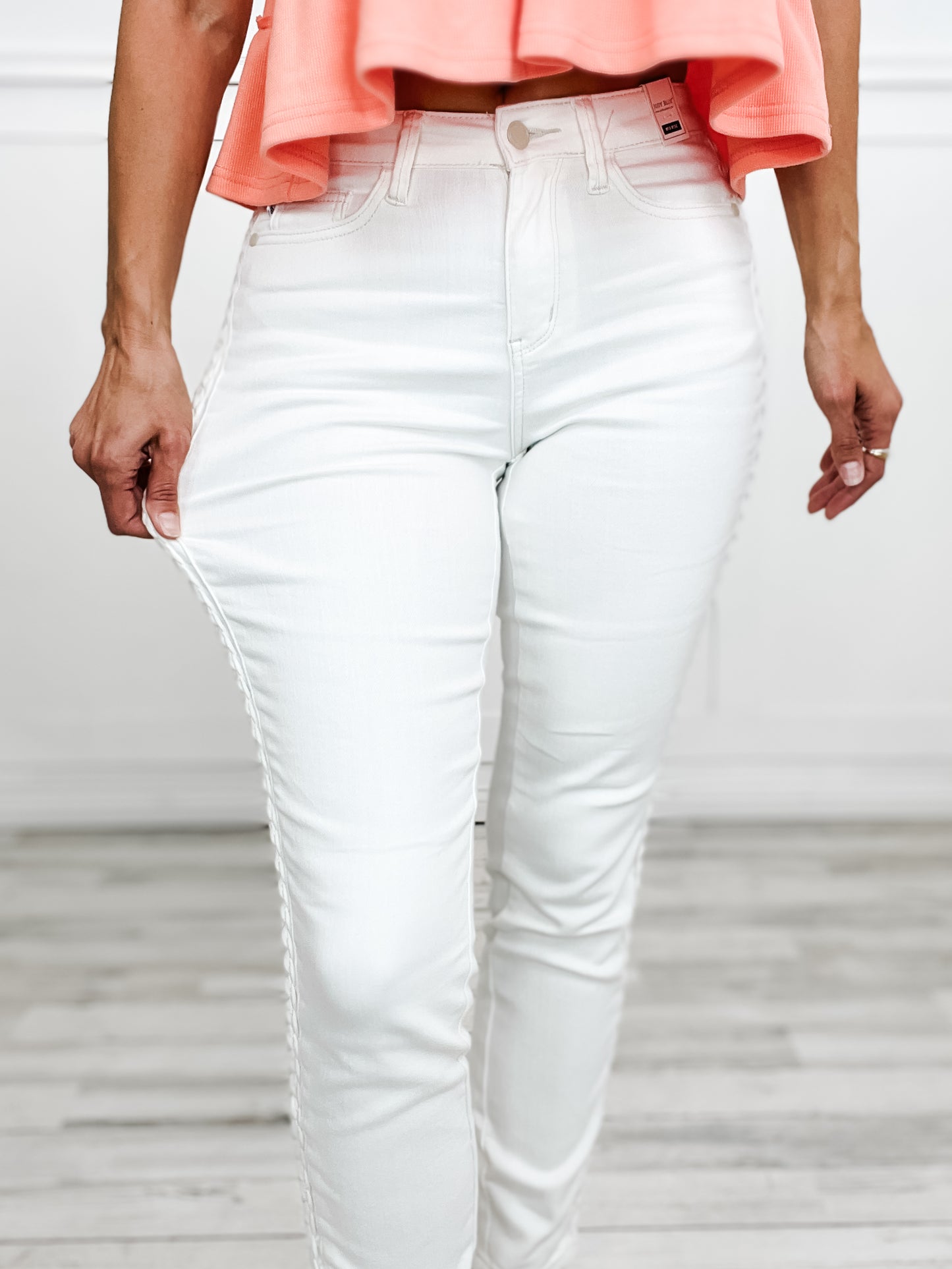 Judy Blue LYNDI Mid-Rise SS Braided Relax Fit White Denim Jeans