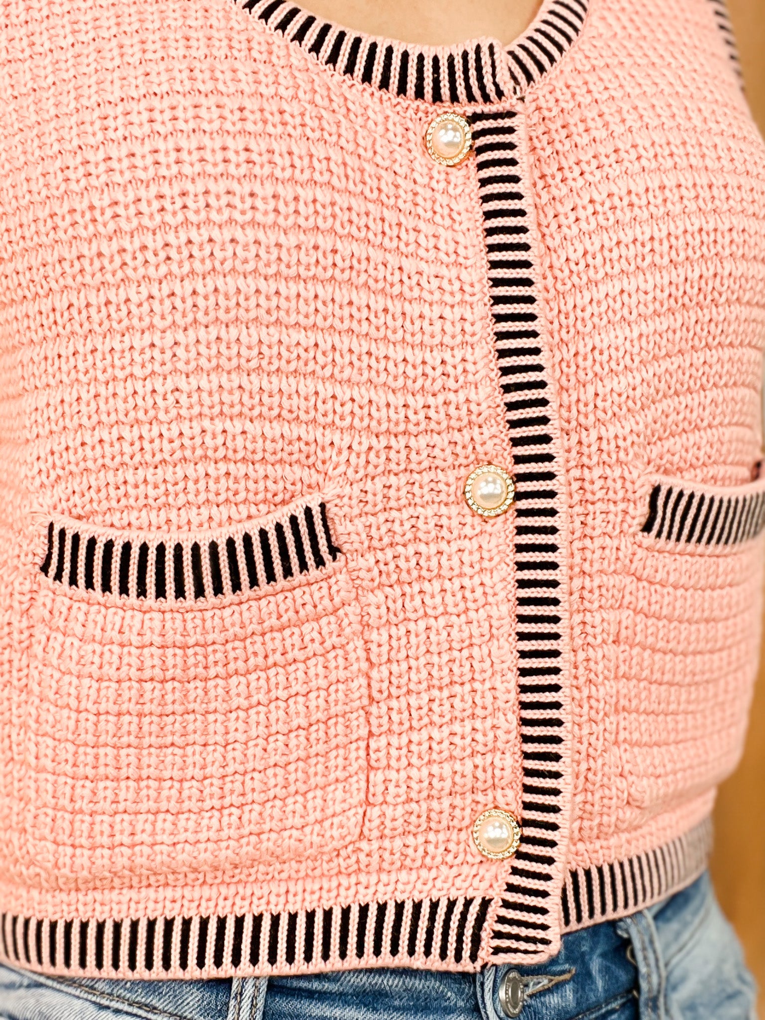 Button Down Textured Sweater Vest Top With Pockets