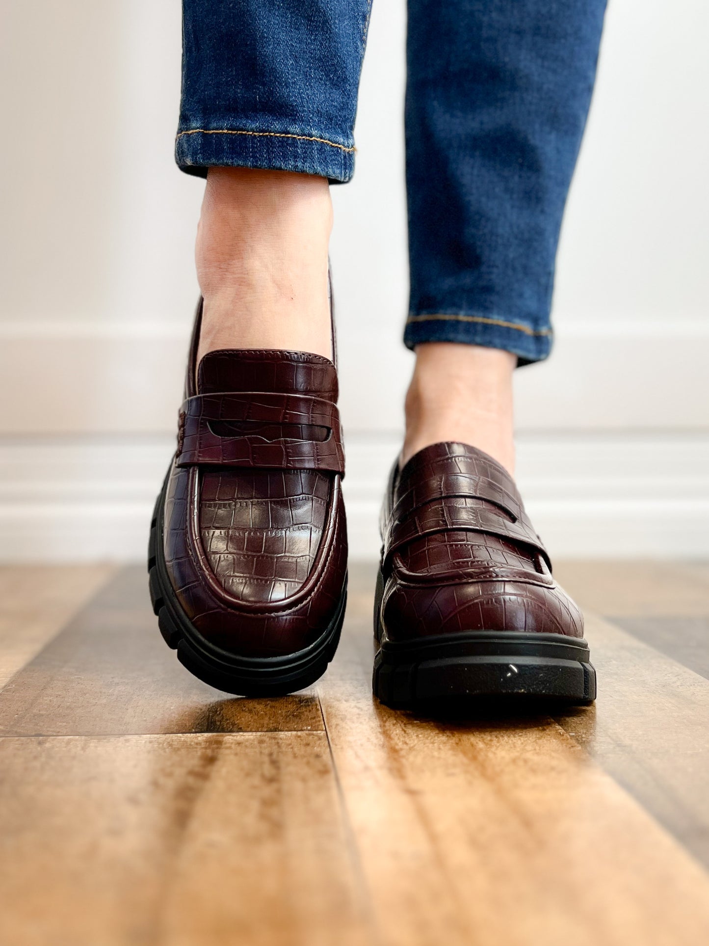 Corkys Keeper Loafer Shoe in Dark Brown Croc