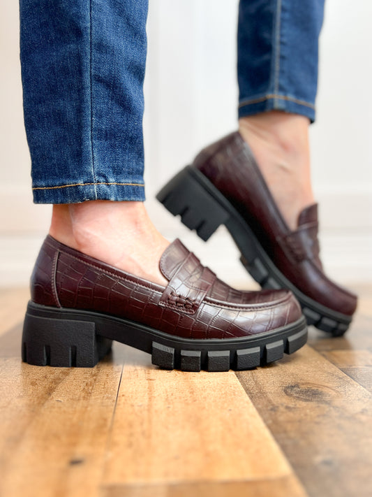 Corkys Keeper Loafer Shoe in Dark Brown Croc