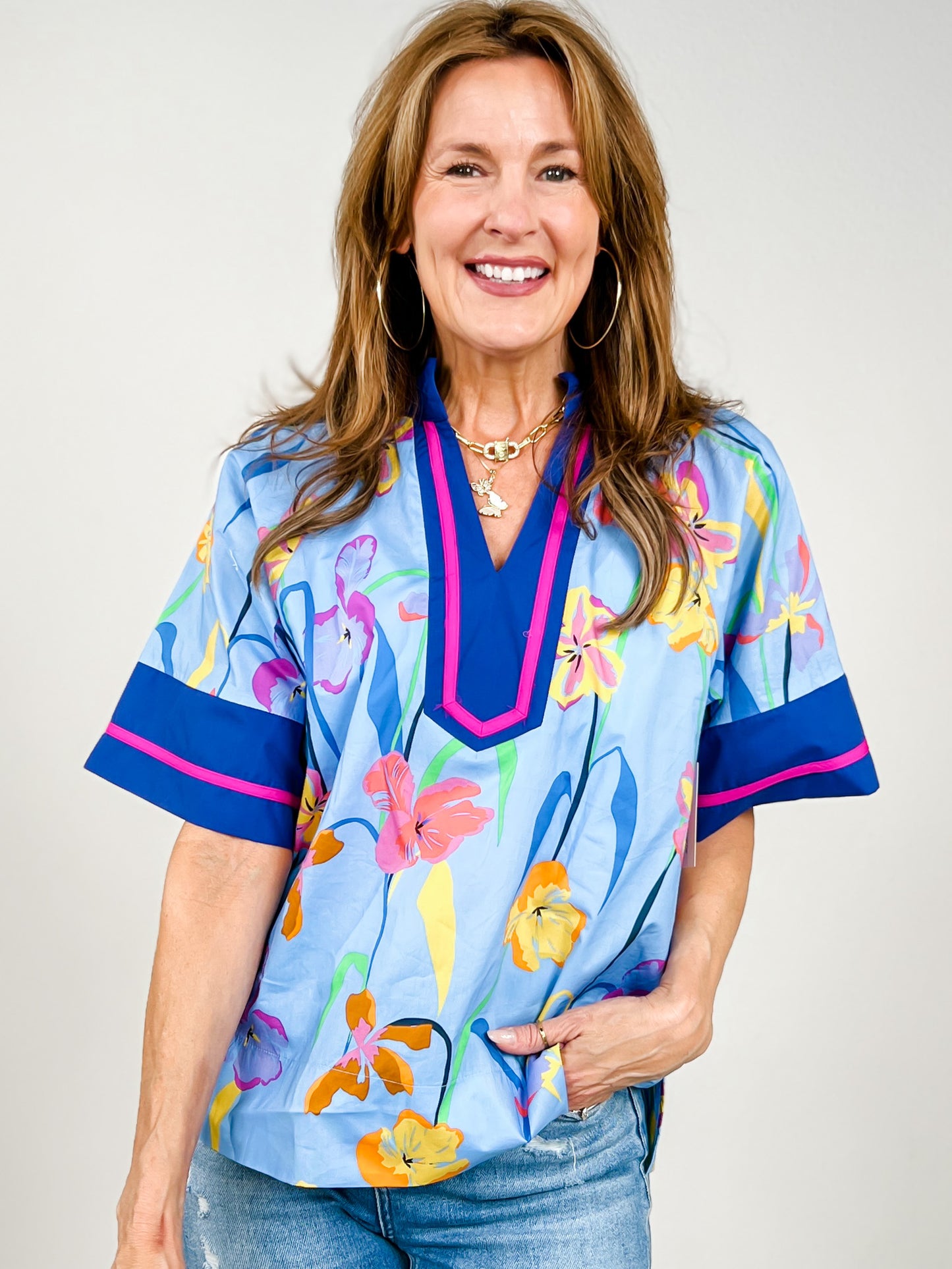 Color Contrast Detail Floral Top