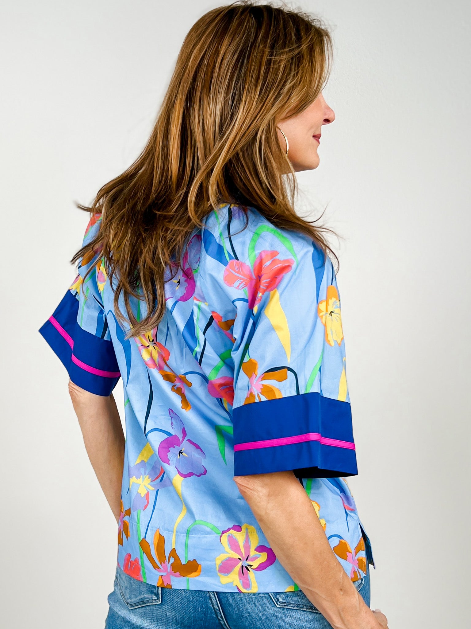 Color Contrast Detail Floral Top