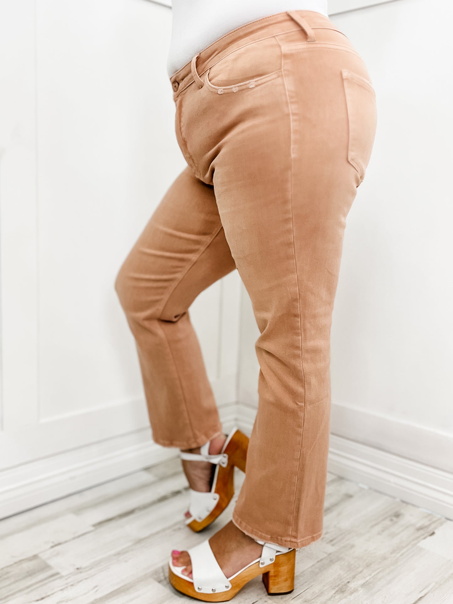 Vervet High Rise Kick Flare Jeans in Tickle